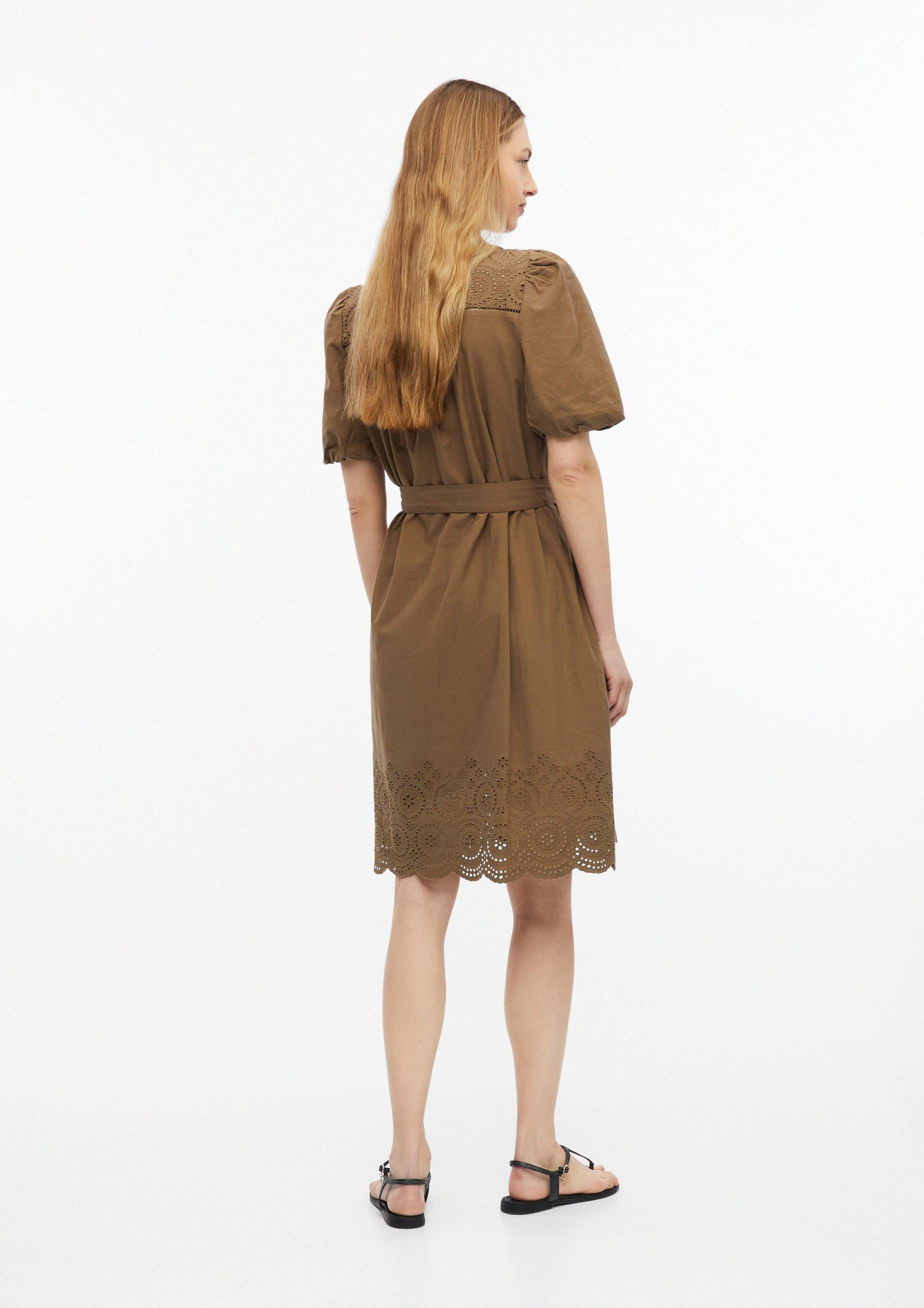 s.Oliver Minikleid Kleid Baumwollkleid mit Lochstickerei und Ballonärmeln