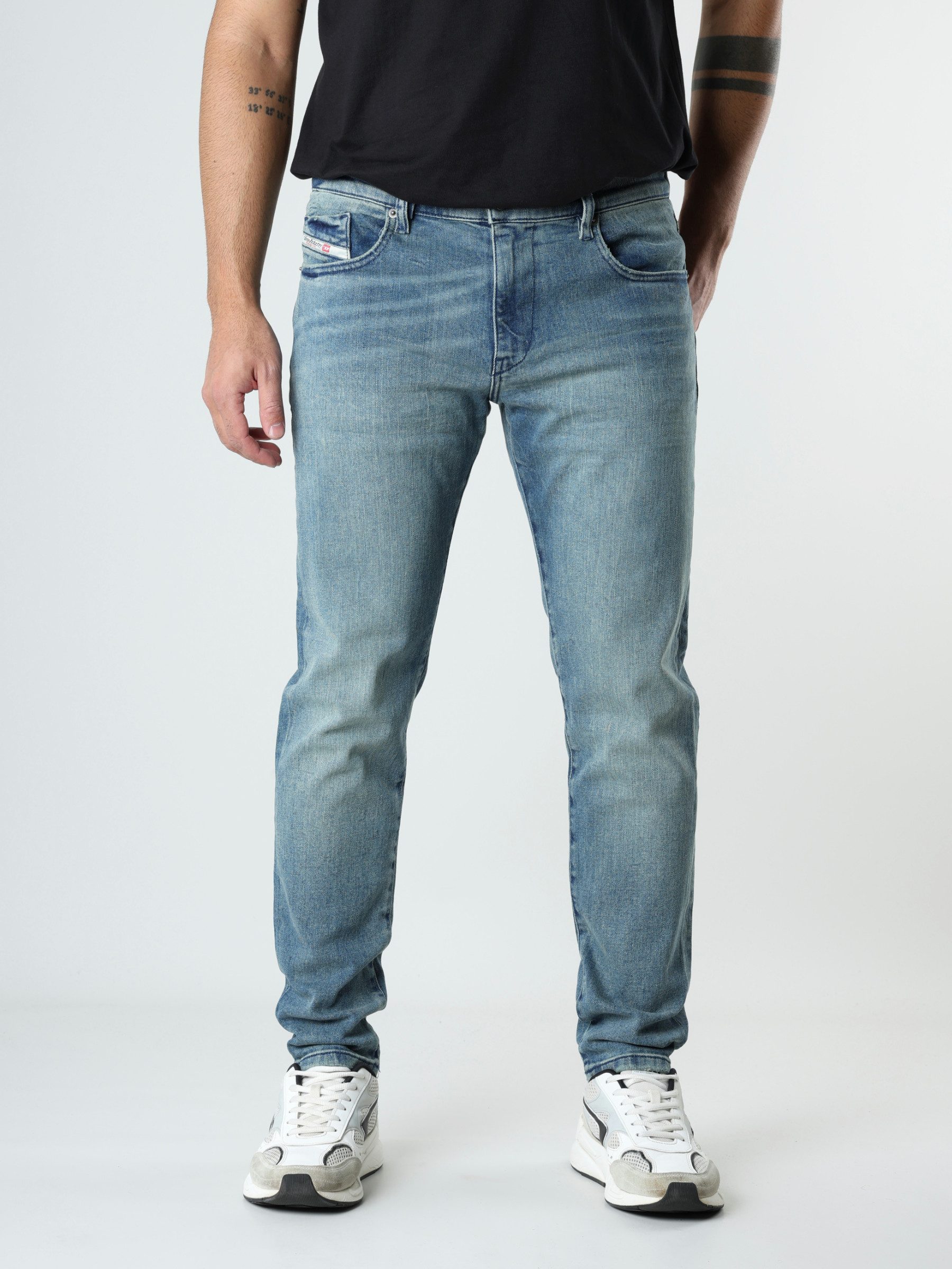 Diesel Slim-fit-Jeans Herren Jeans - 2019 D-STRUKT mittlere Leibhöhe, mittlerer Stretch