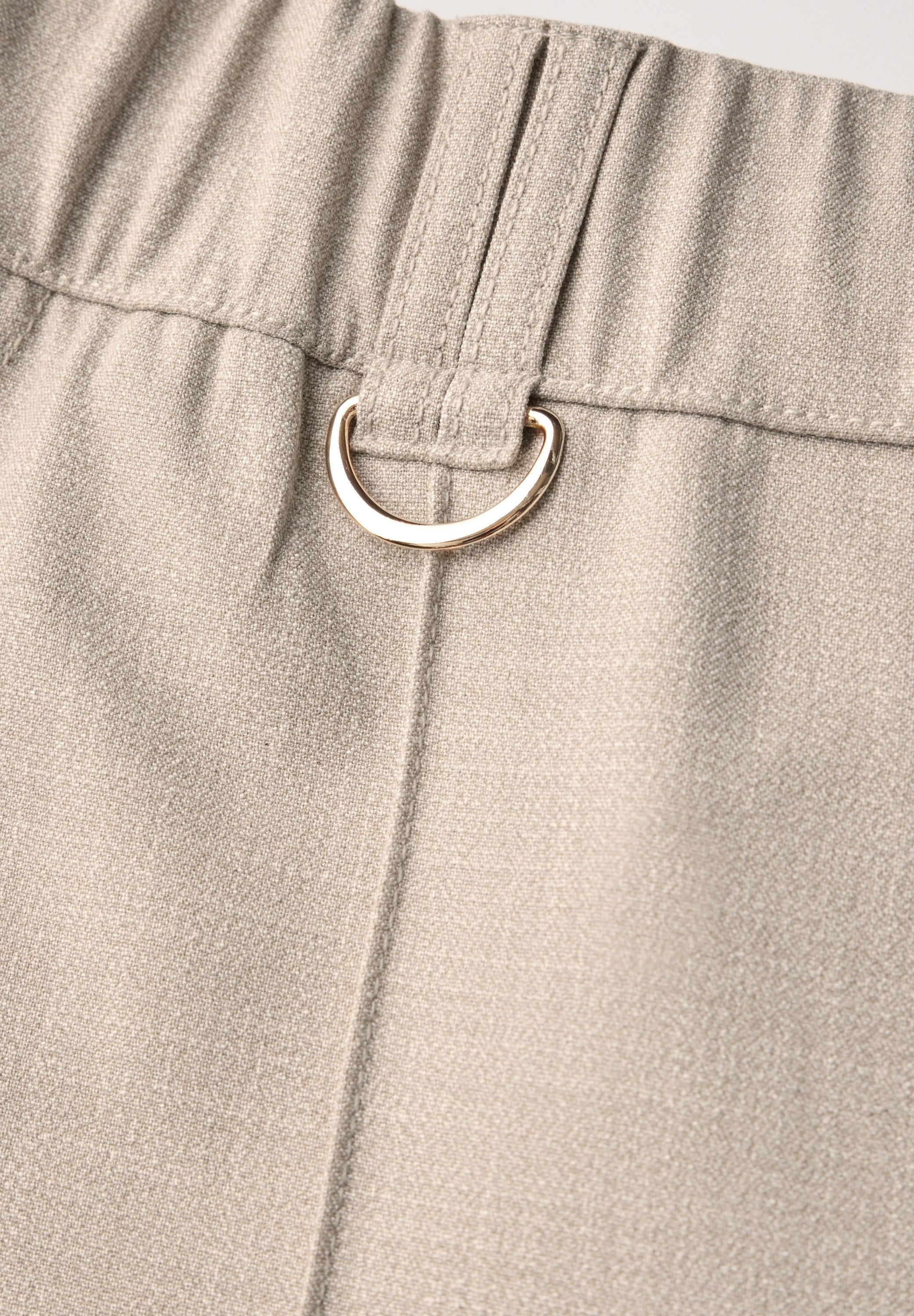 STREET ONE Stoffhose Sommerhose im Casual Fit und mit Stretch