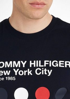 Tommy Hilfiger T-Shirt METRO DOT GRAPHIC TEE mit Metro inspiriertem Druck