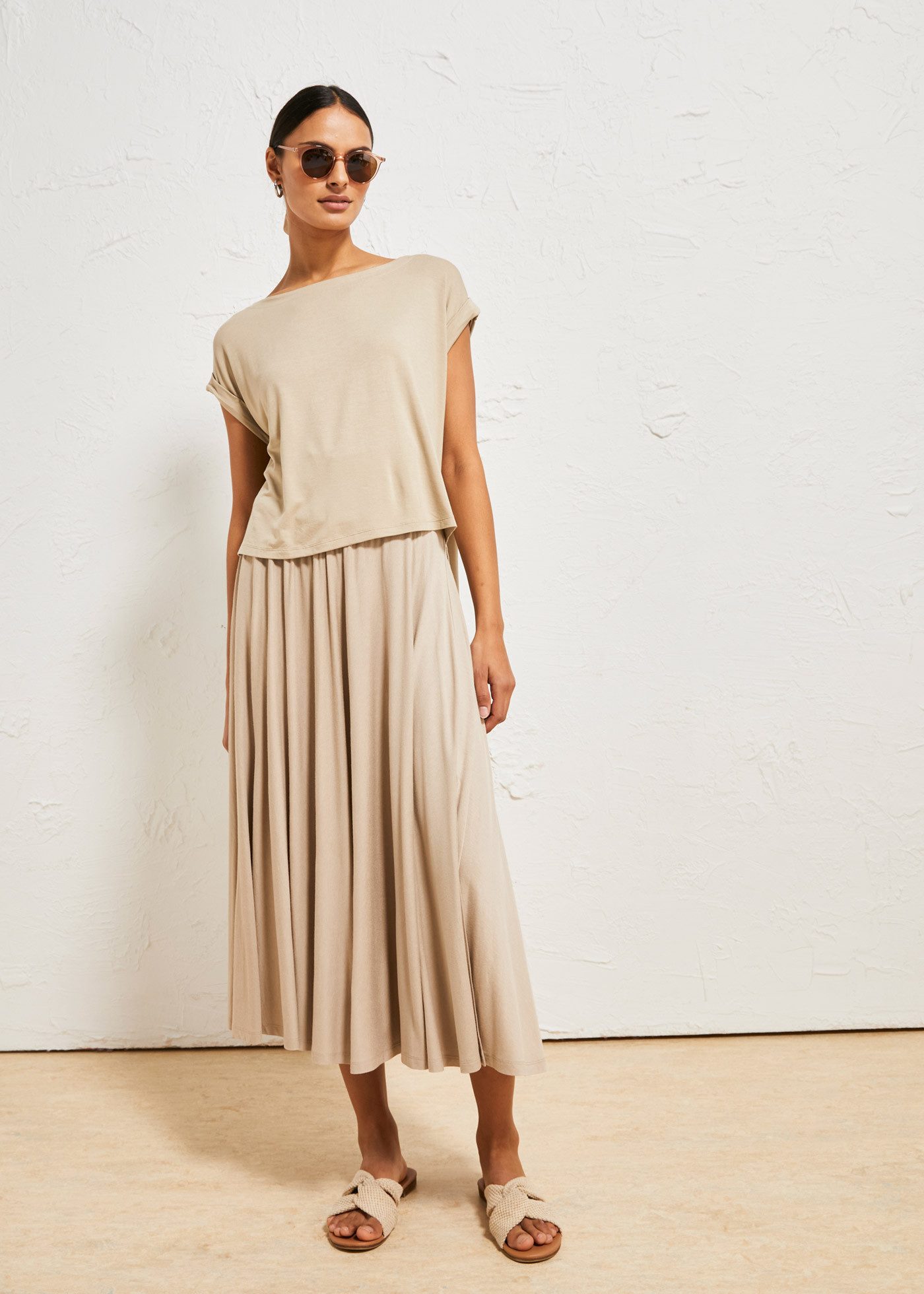 bonprix Oversize-Shirt oversize Passform, Kurzarm, für warme Tage, aus Viskose