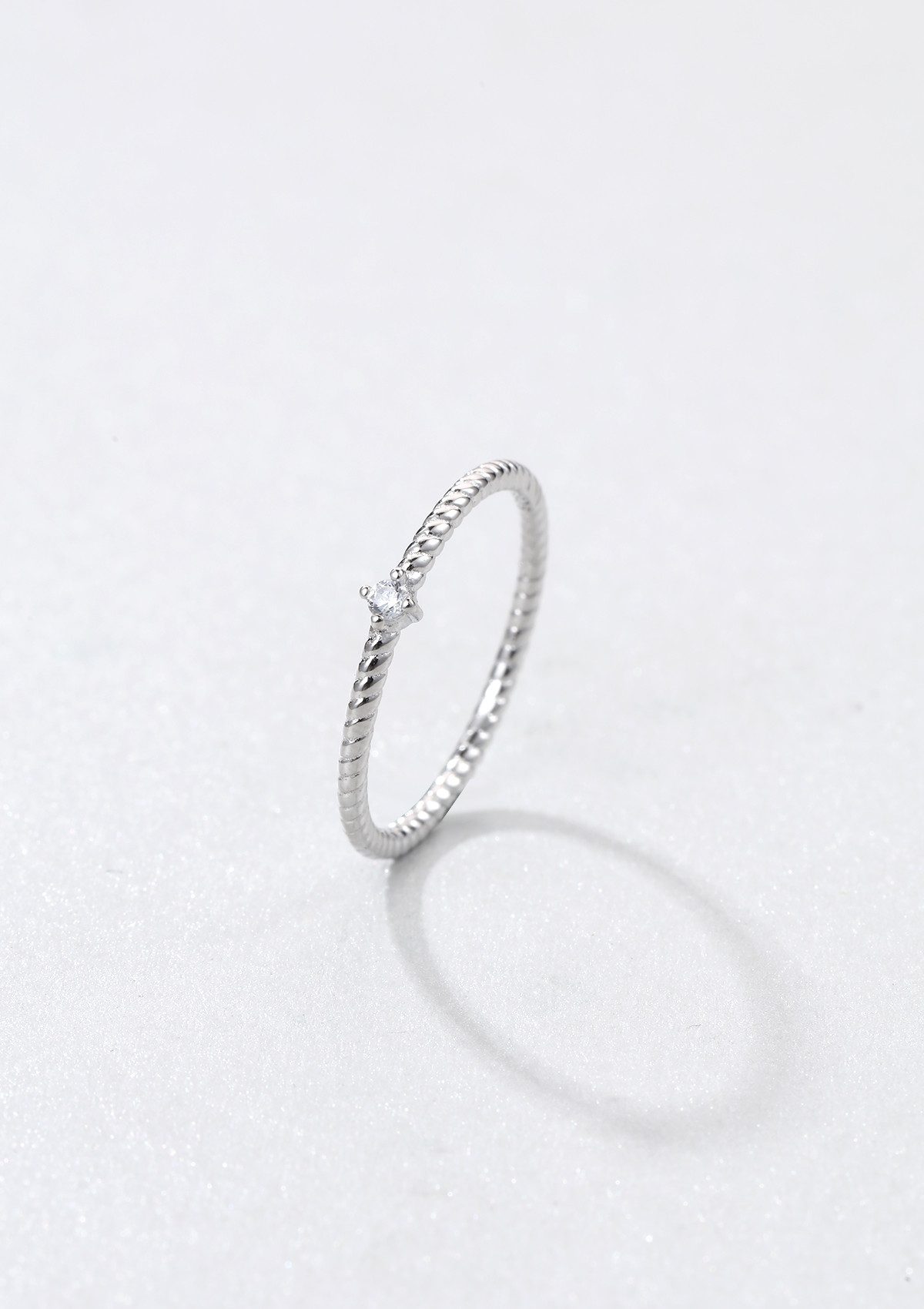 Hey Happiness Fingerring Zirkonia Solitär, Kordelring gedreht, 925 Silberring Damen, Verlobungsring Trauring