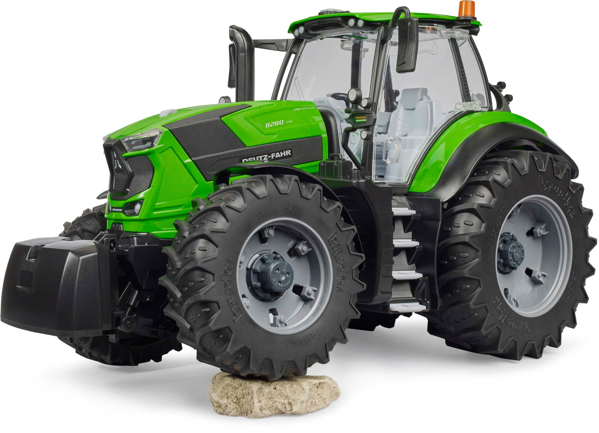 Bruder® Spielzeug-Traktor Spielfahrzeug Landwirtschaft Traktor Deutz günstig online kaufen