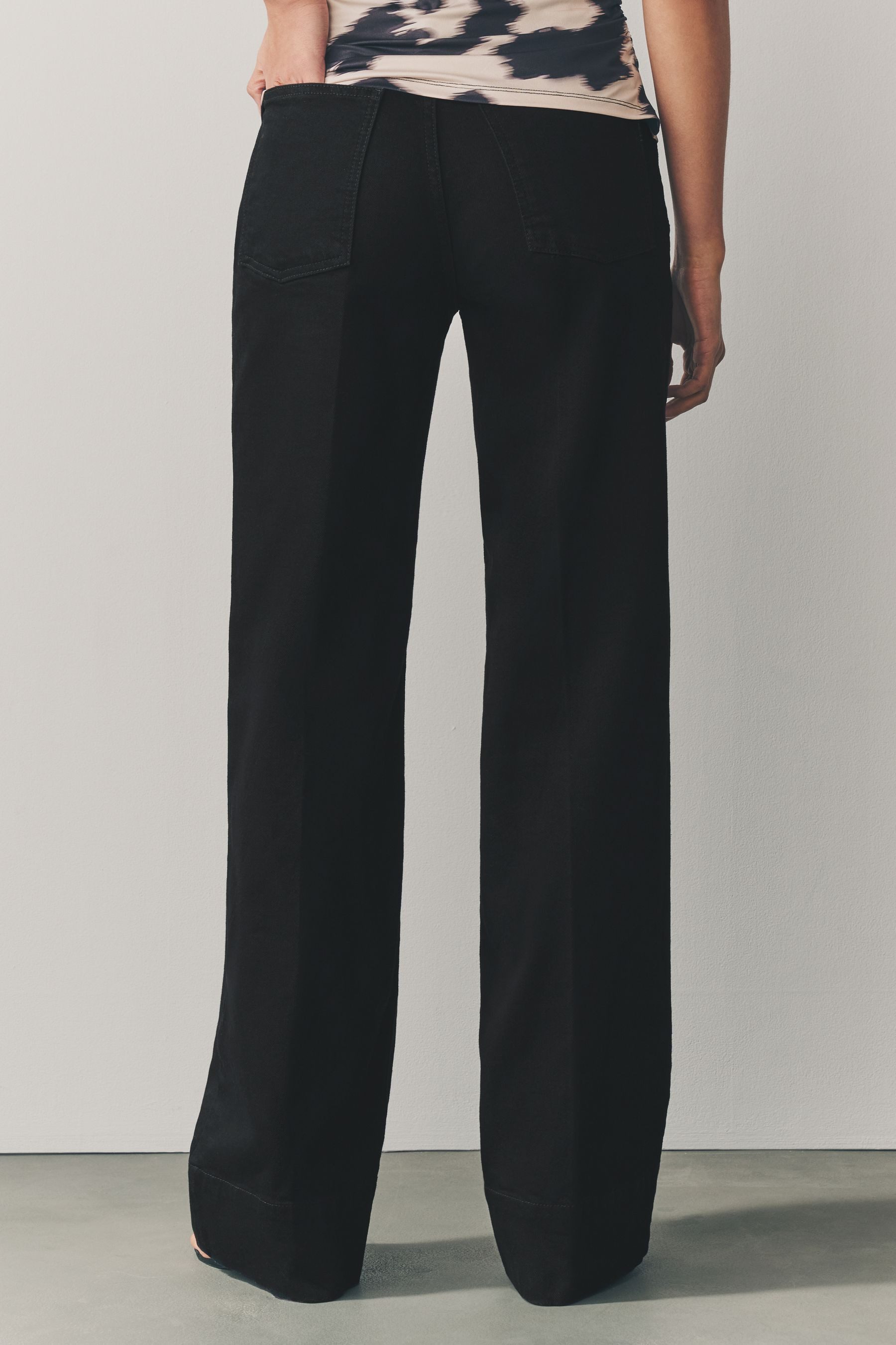 Next Weite Jeans Jeans mit weitem günstig online kaufen