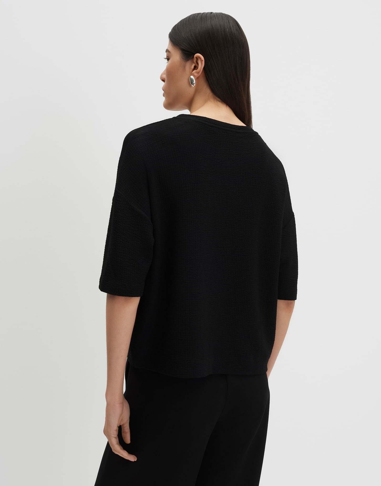 someday Kurzarmshirt Keldi aus Viskosemix mit strukturierter Oberfläche Weicher Stretch für entspannte Looks