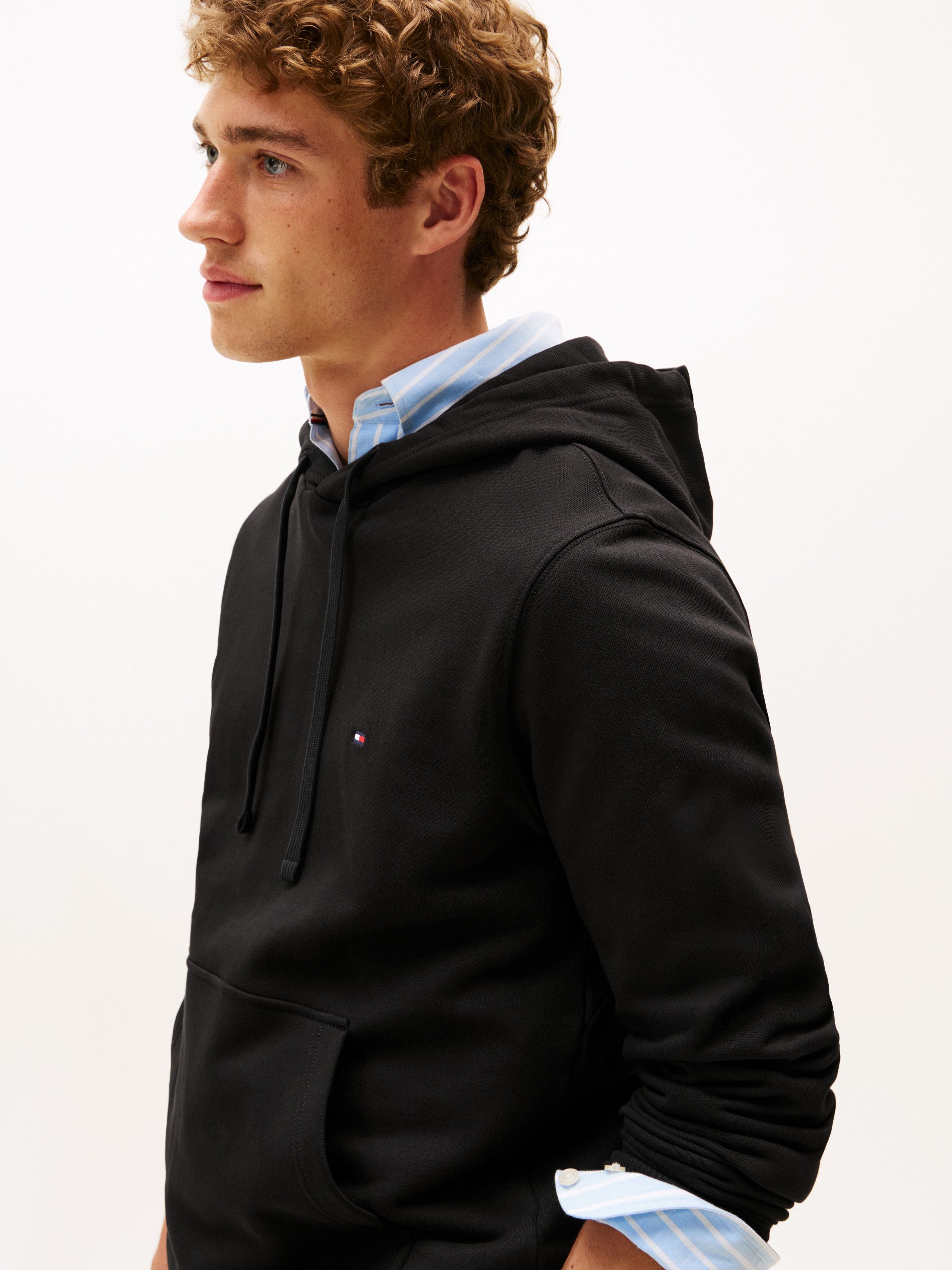 Tommy Hilfiger Hoodie ESSENTIAL TERRY mit Tunnelzug und Flag-Stickerei