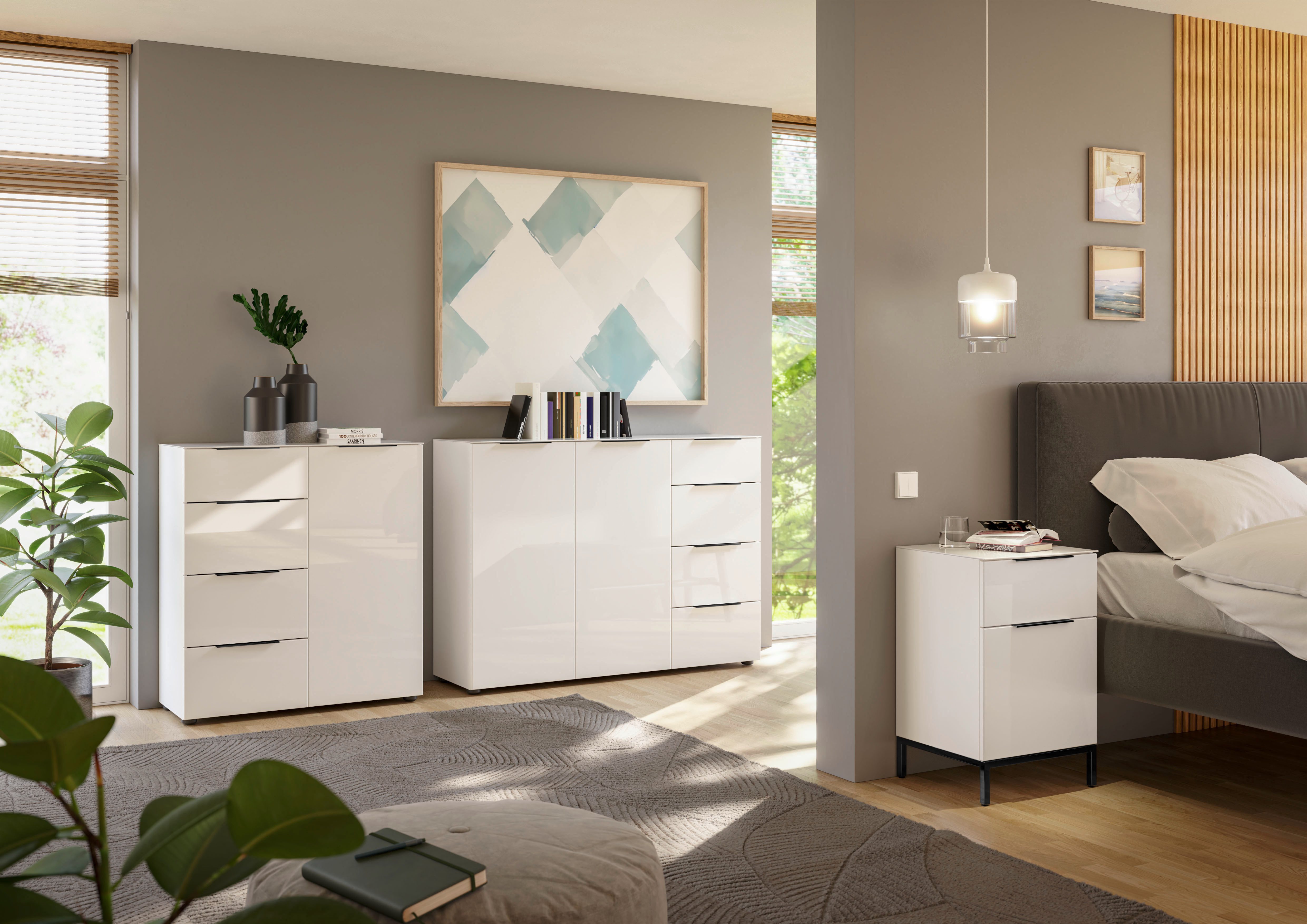Manjana Möbel Highboard mit Chrom oder Schwarz matten Metallgriffen & Glasfront, Soft-Close, melaminbeschichteter Korpus, mit Vollauszug, Made in Germany