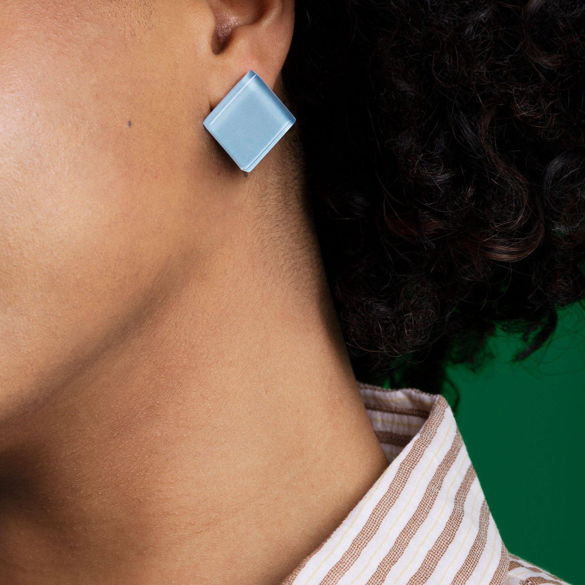 ALEXASCHA Paar Ohrstecker Quadratische Statement Ohrringe aus Glas • handgemacht