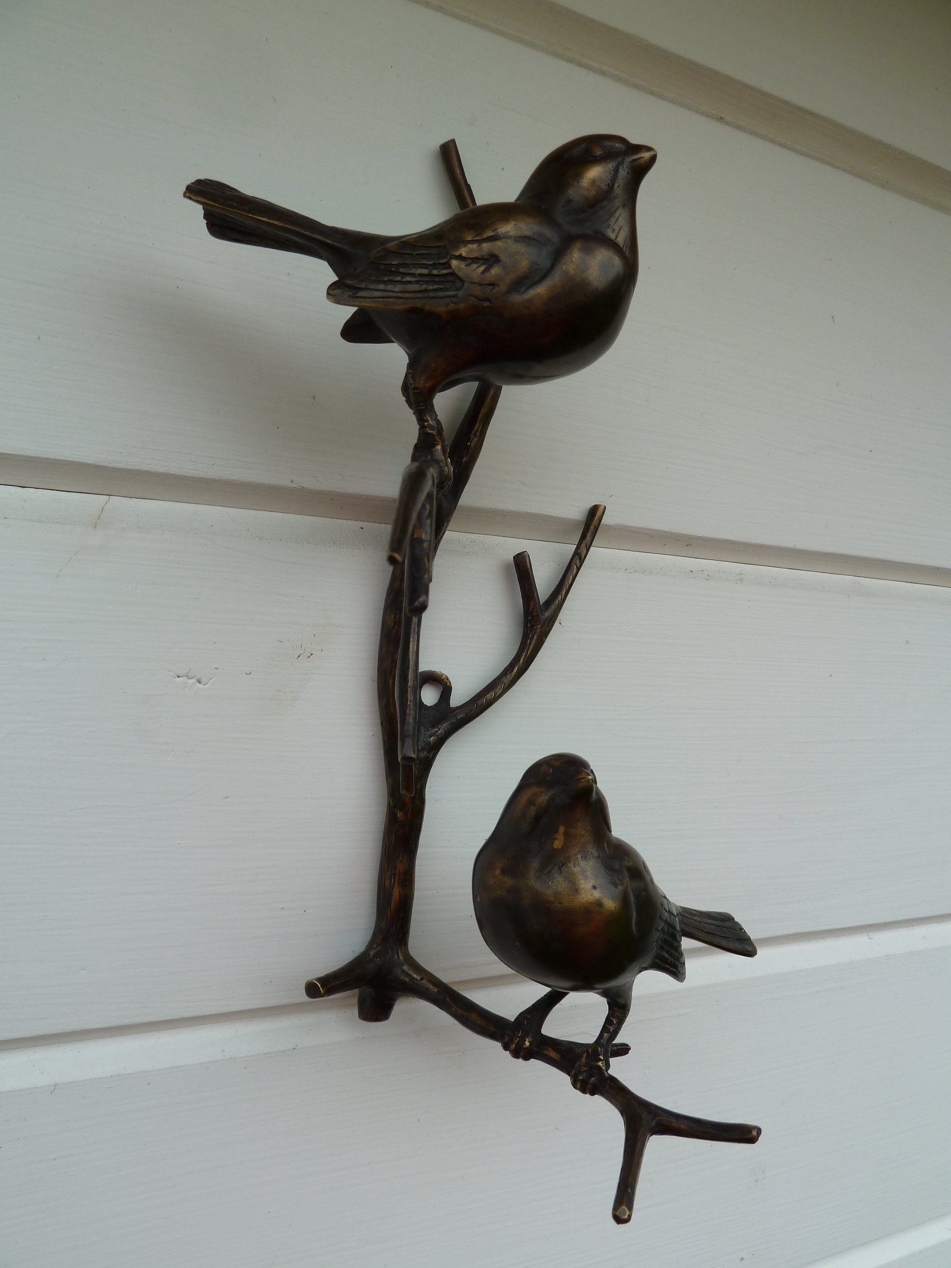 2 auf Dekofigur Vögel IDYL Wandhänger Bronze-Skulptur Ast- IDYL