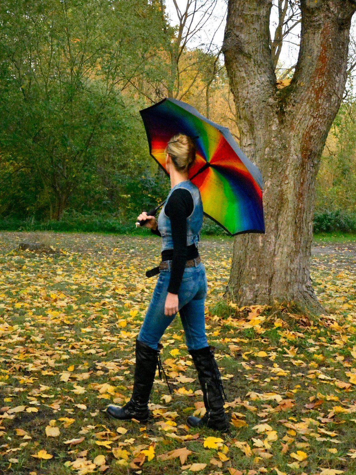 iX-brella Stockregenschirm Reverse-Schirm mit Auf-Automatik und Schirmhülle, öffnet sich verkehrt herum