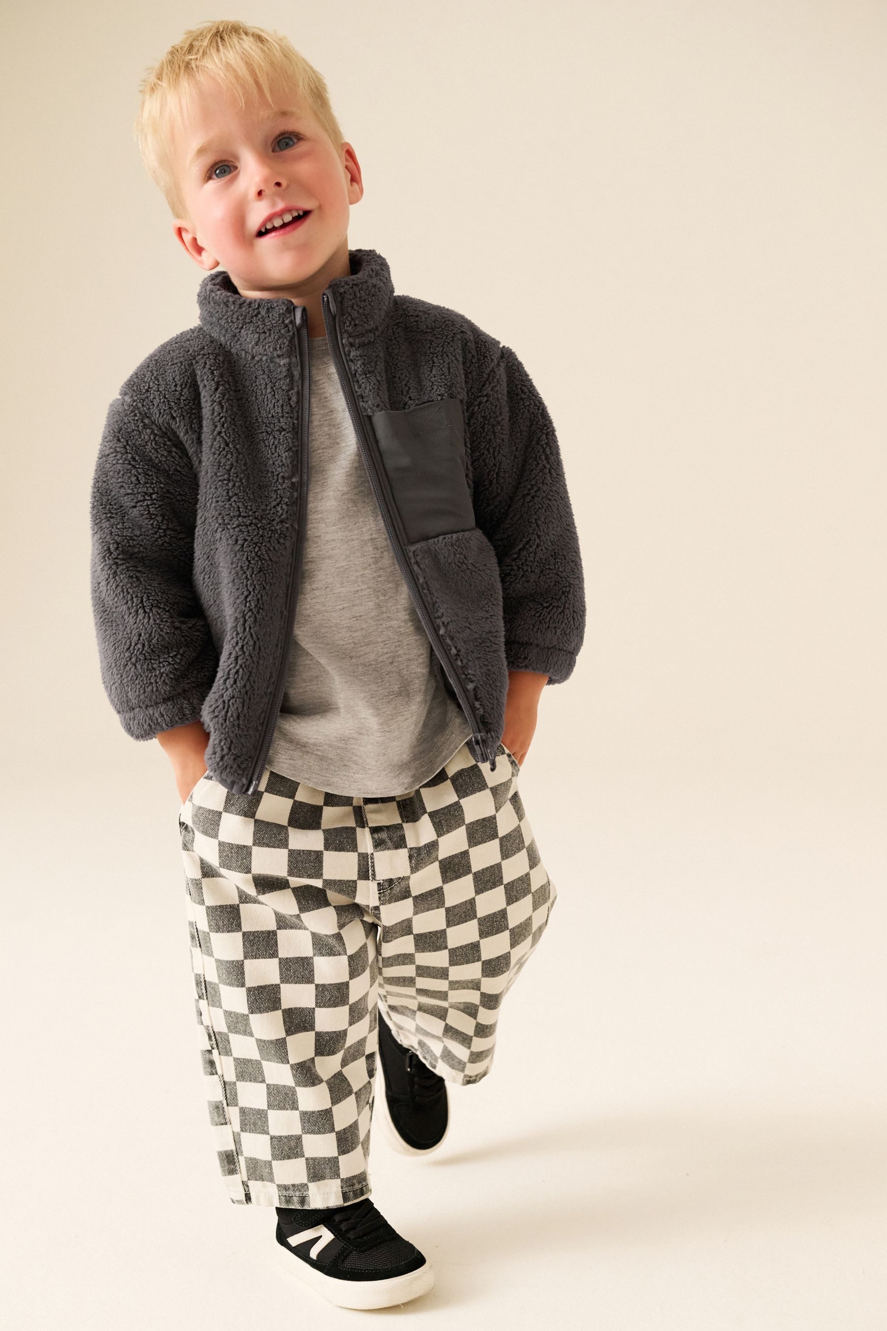 Next Fleecejacke Fleece mit durchgehendem Reißverschluss (1-St) – Bild 5 von 5