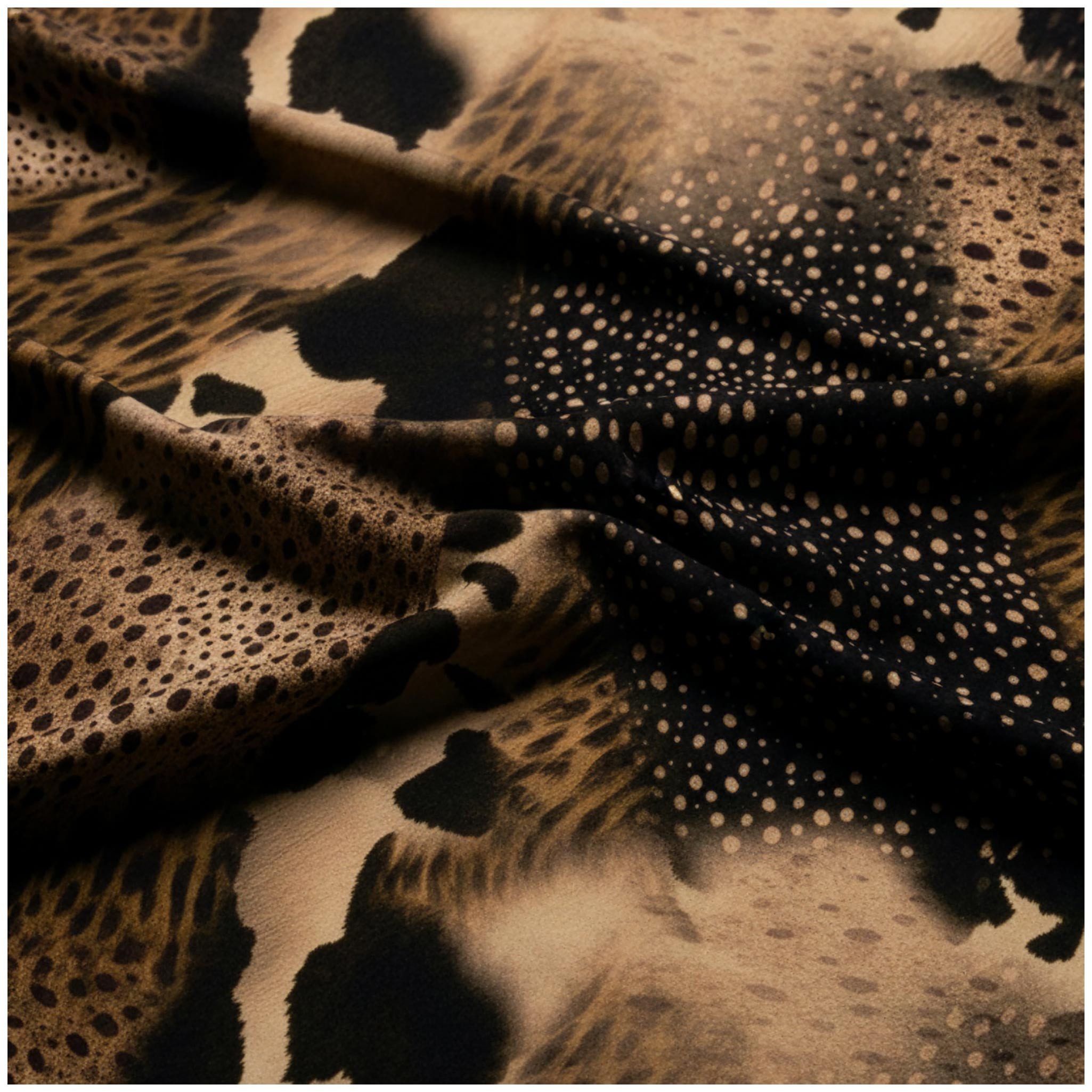 maDDma Stoff Swafing Akita Viskose Stoff Braun Animal Print 140 cm Meterware