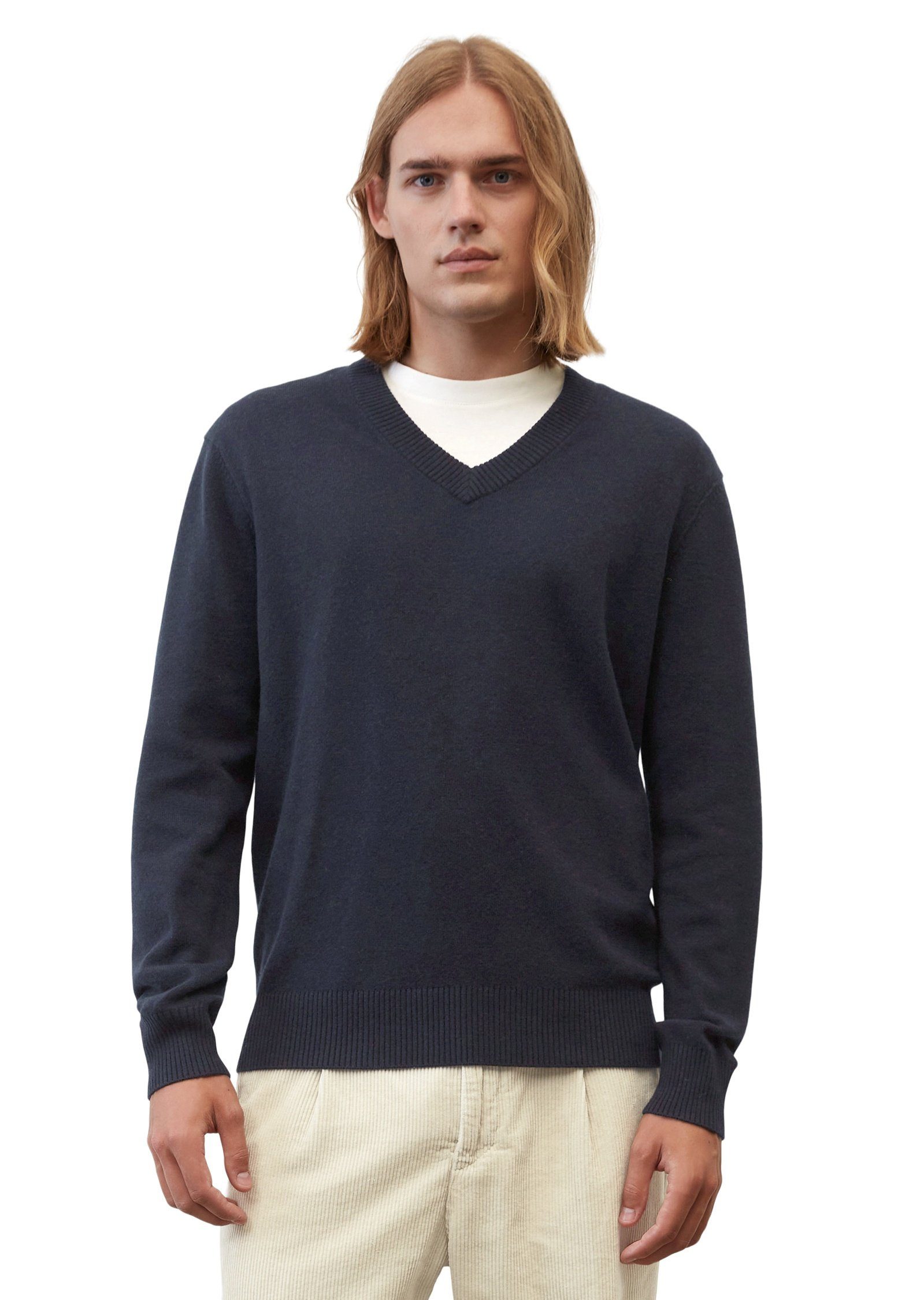 Marc O'Polo V-Ausschnitt-Pullover aus softem Schurwolle-Baumwolle-Mix dunkelblau