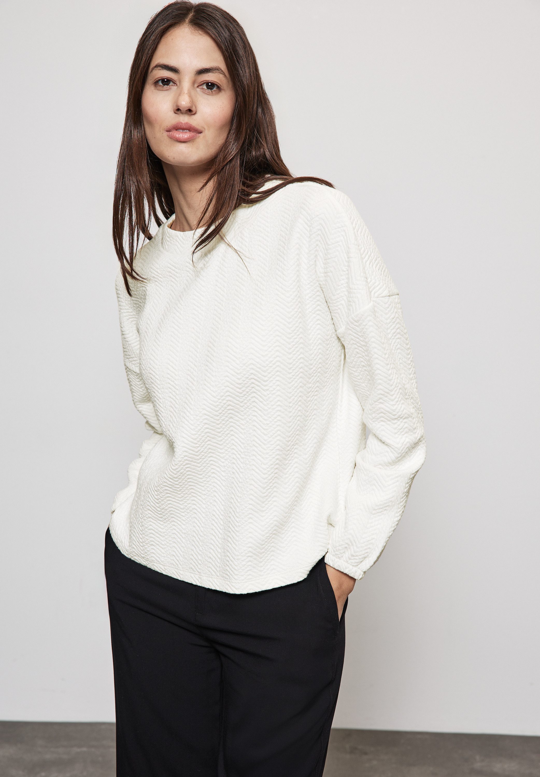 STREET ONE Langarmshirt mit Materialmix