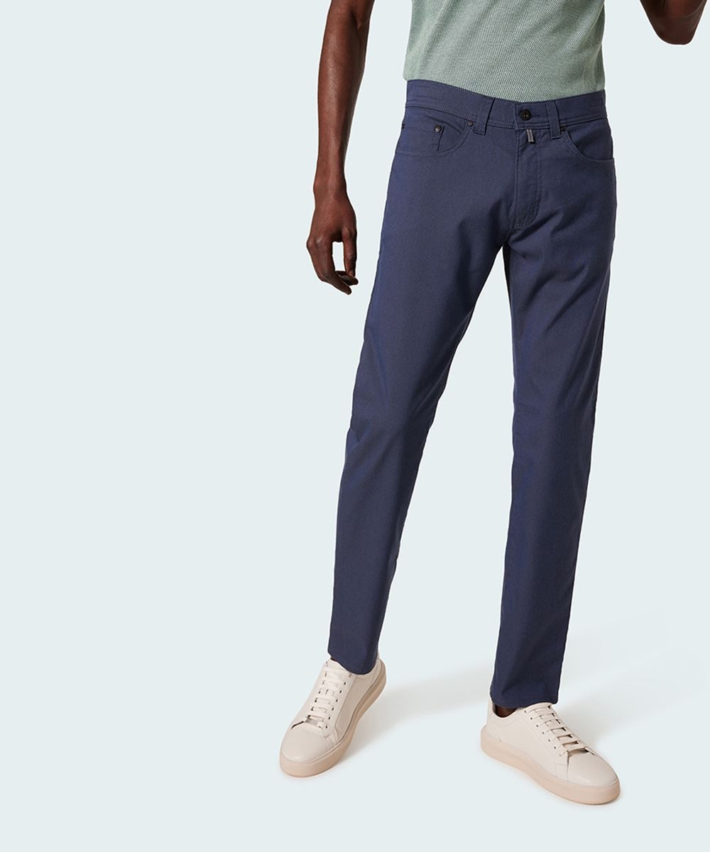 Chinos