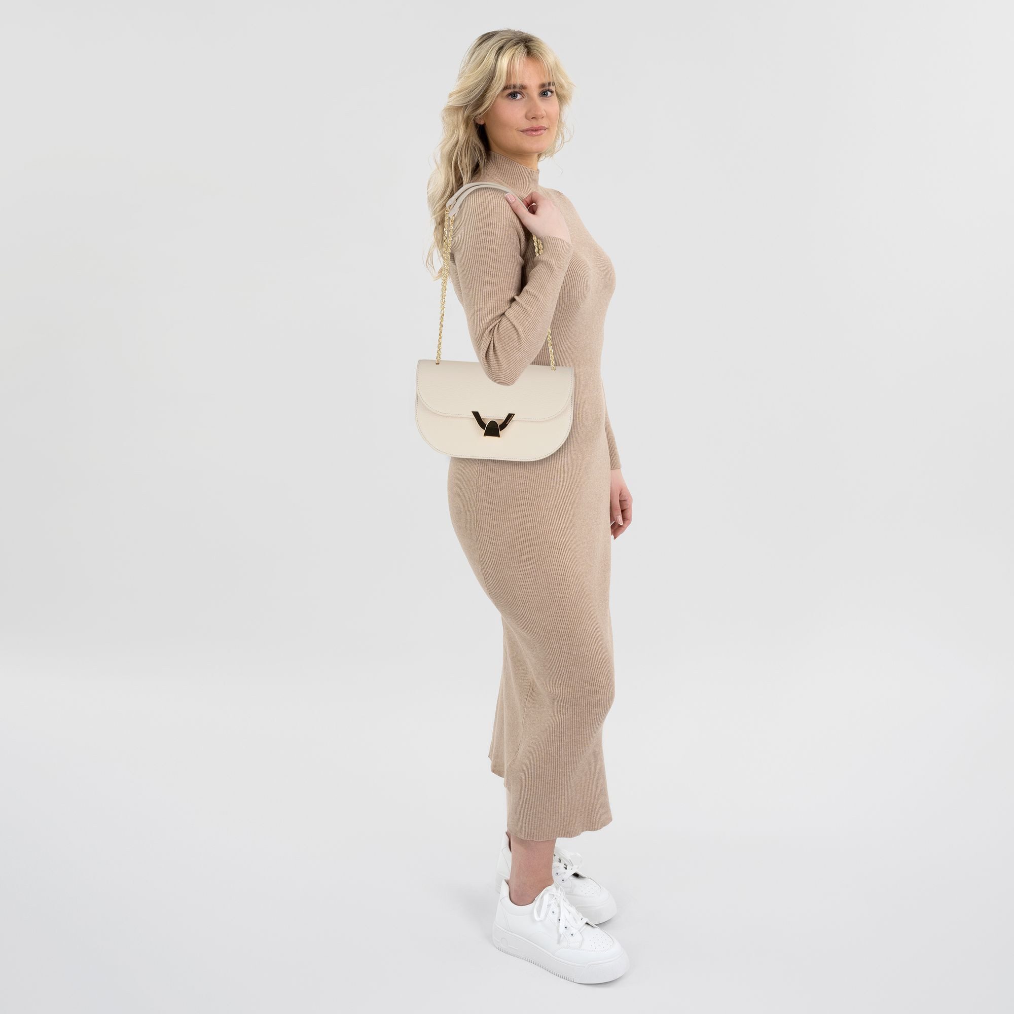 COCCINELLE Schultertasche Dew, Leder günstig online kaufen