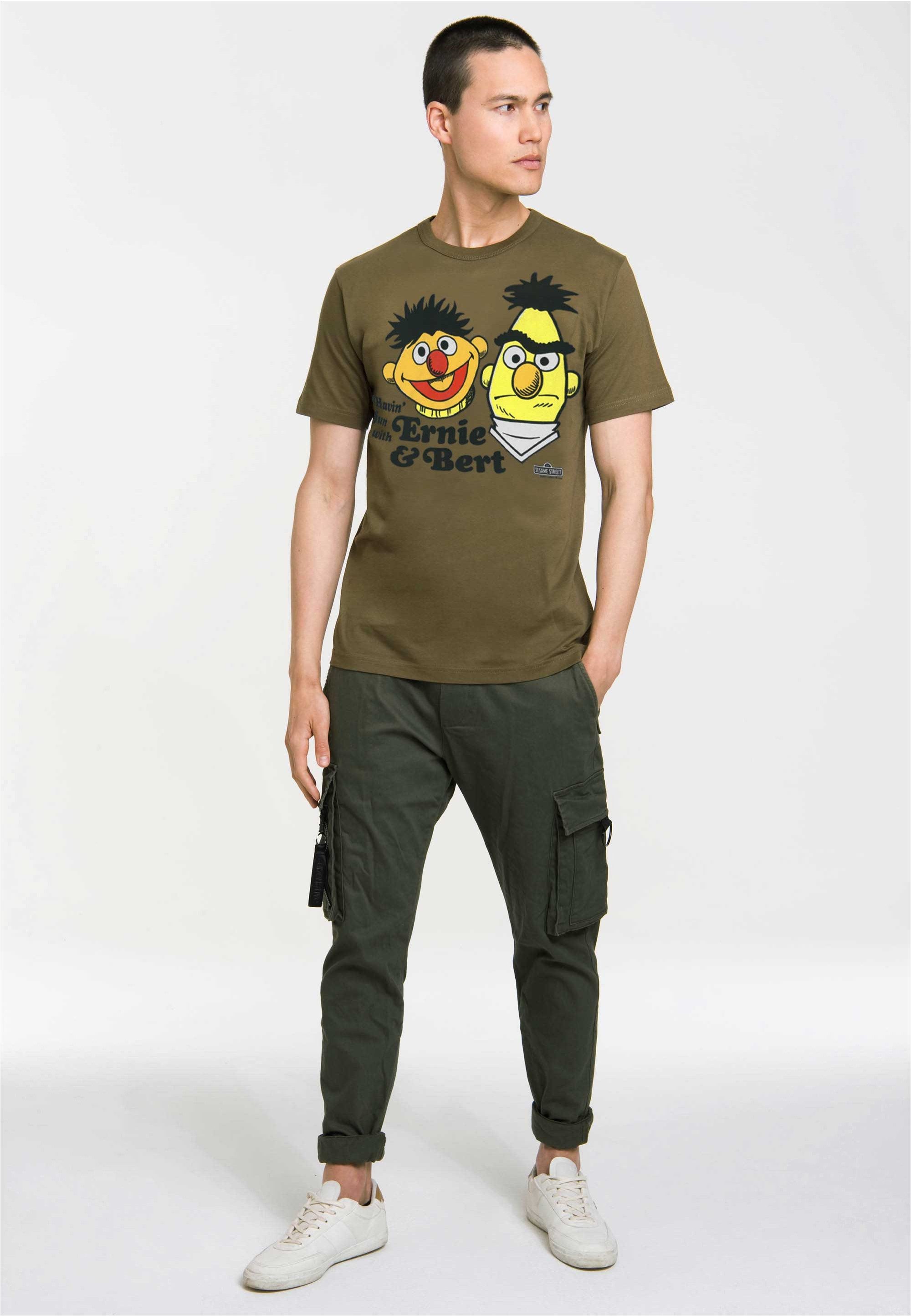 LOGOSHIRT T-Shirt Sesamstrasse - Ernie & günstig online kaufen