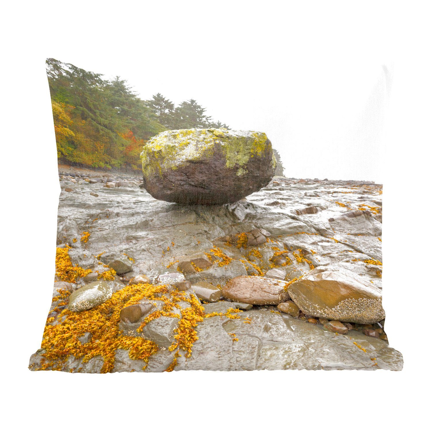 MuchoWow Dekokissen Felsen am Strand von Haida Gwaii in Kanada, Zierkissen mit Füllung für Wohzimmer, Schlafzimmer, Deko, Sofakissen