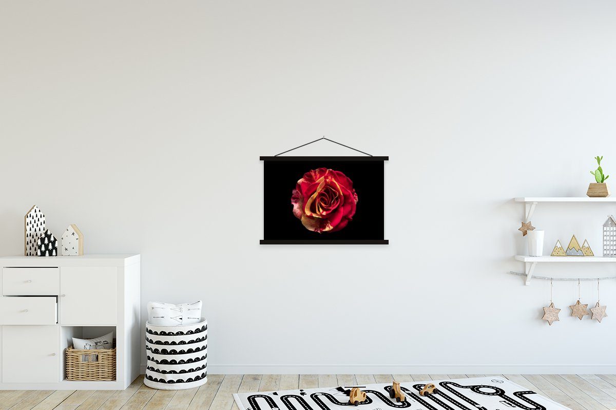 Eichenholz, | Textilposter - Schwarz, MuchoWow Holzleisten, Rot - schwarz - (1 Magnetische St), Blume Posterleiste, Rose schwarz Poster