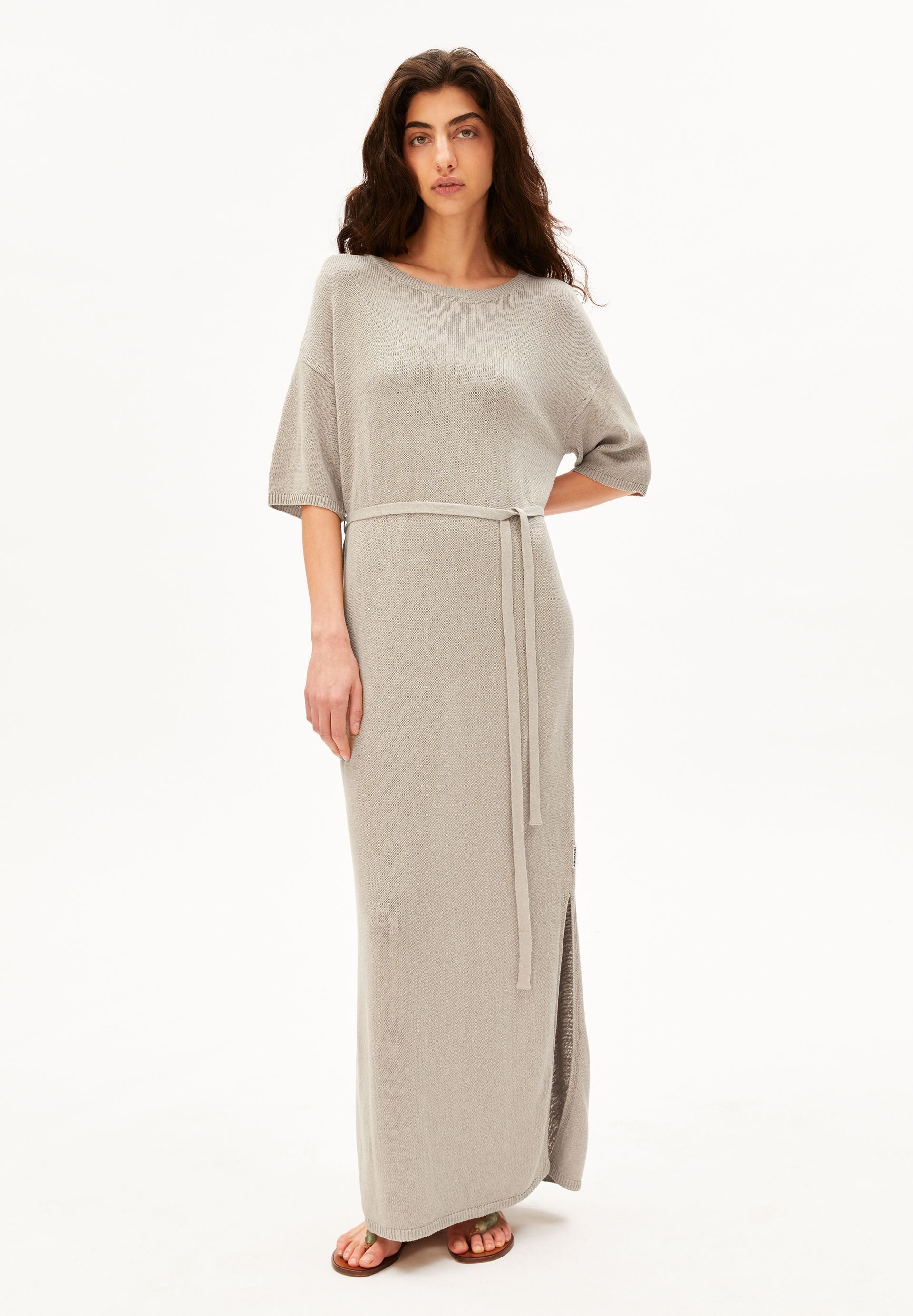 Armedangels Strickkleid LINO BLEND Leinen-Mix Rundhalsausschnitt