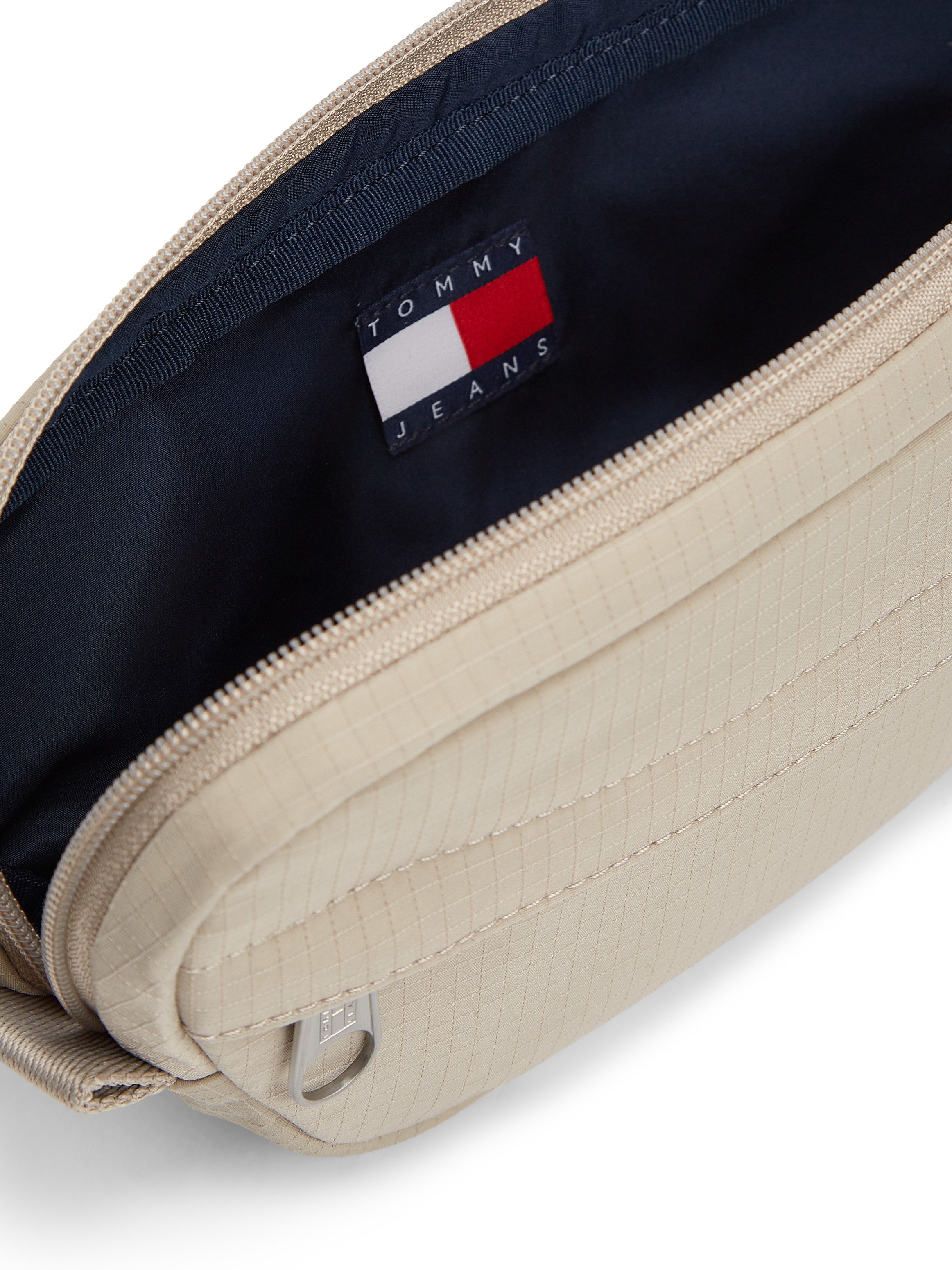 Tommy Jeans Bauchtasche TJM ESS DAILY RIPSTOP BUMBAG, Minibag, Bauchtasche mit Klickverschluss und Logo auf Schulterriemen