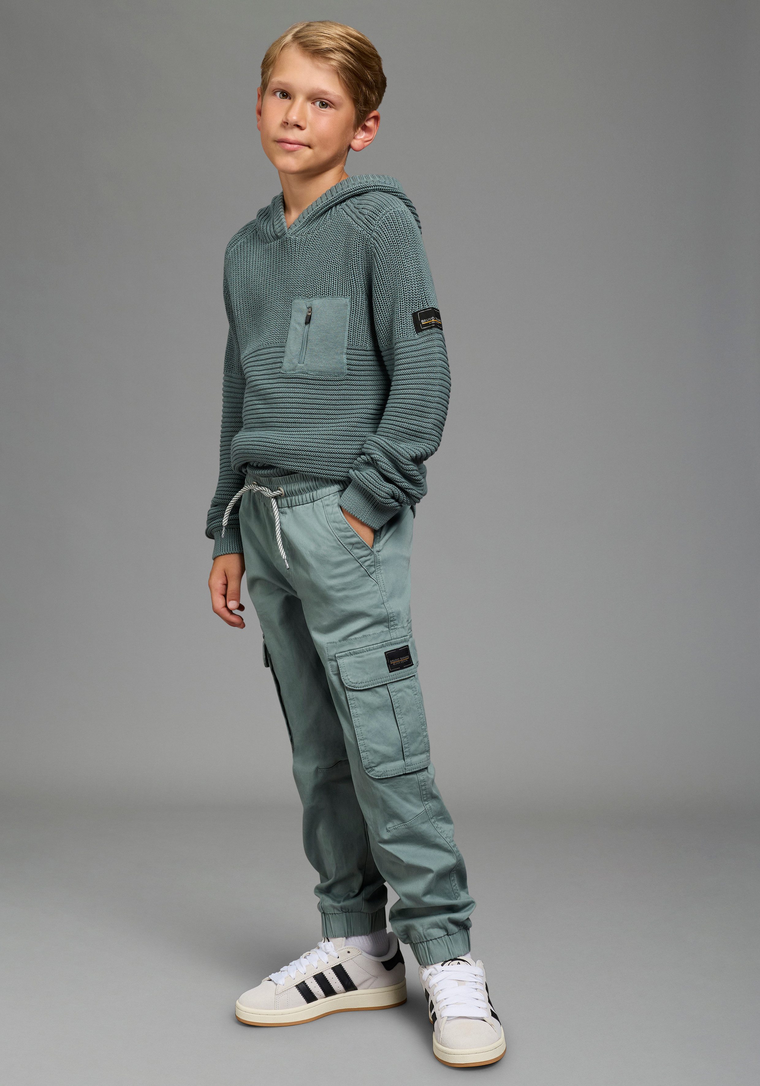 Zum Outfit 6