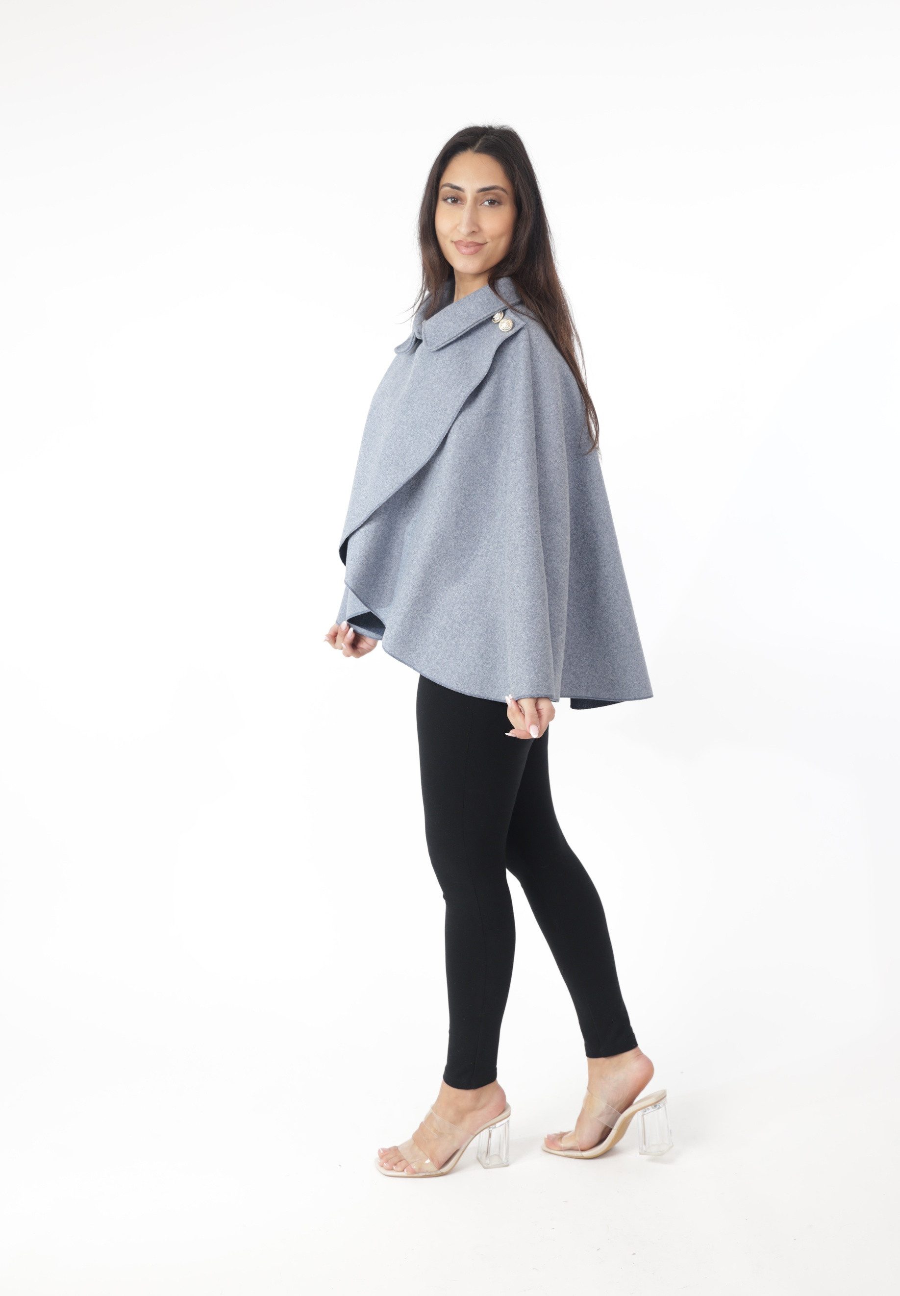 Elara Poncho Jacke
