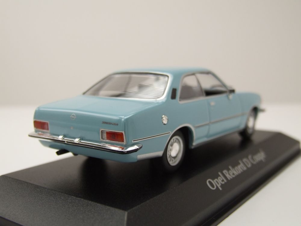 Maxichamps Modellauto Opel Rekord D Coupe 1975 blau metallic, Maßstab 1:43