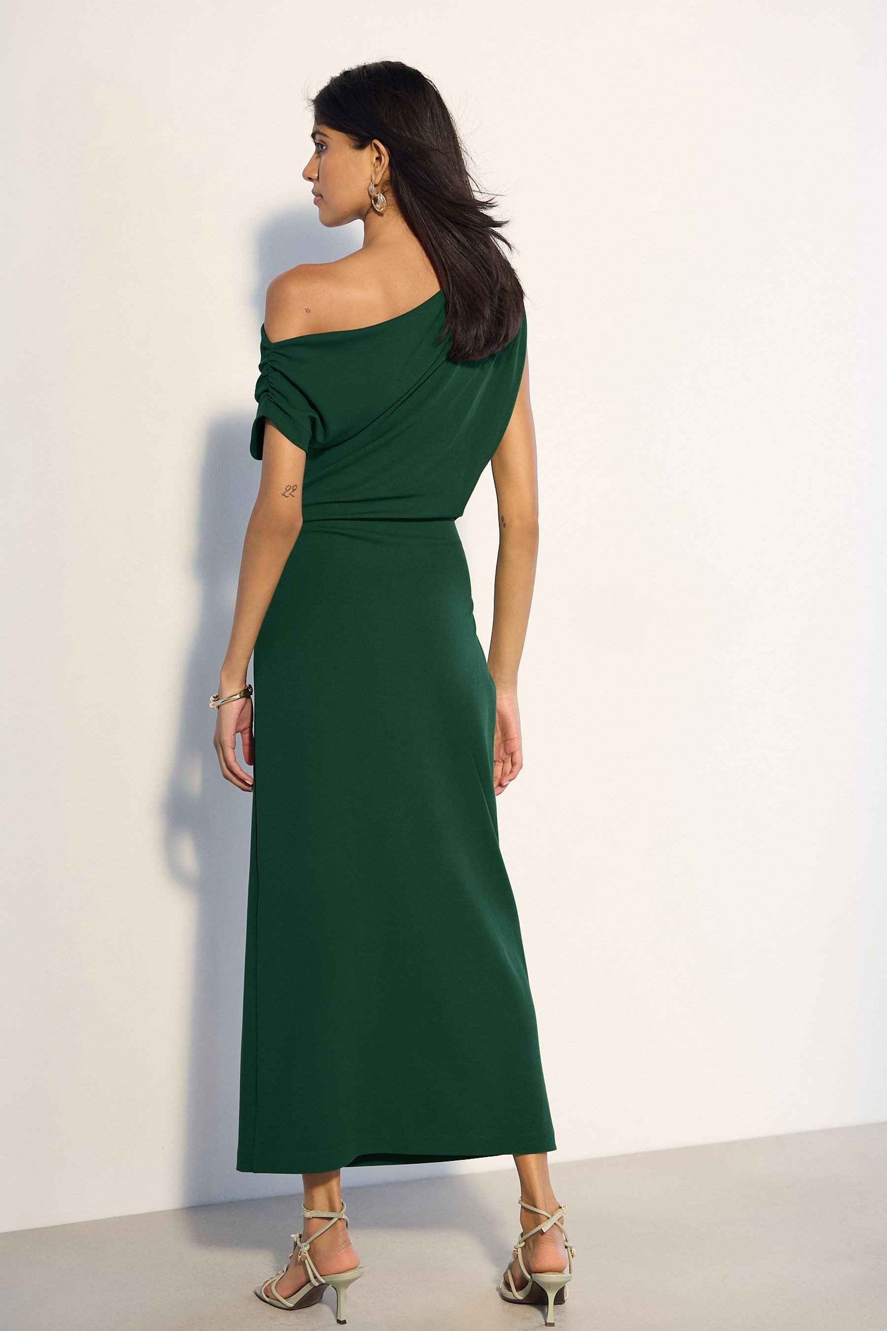 Next Midikleid Gerafftes, drapiertes Midikleid (1-tlg)