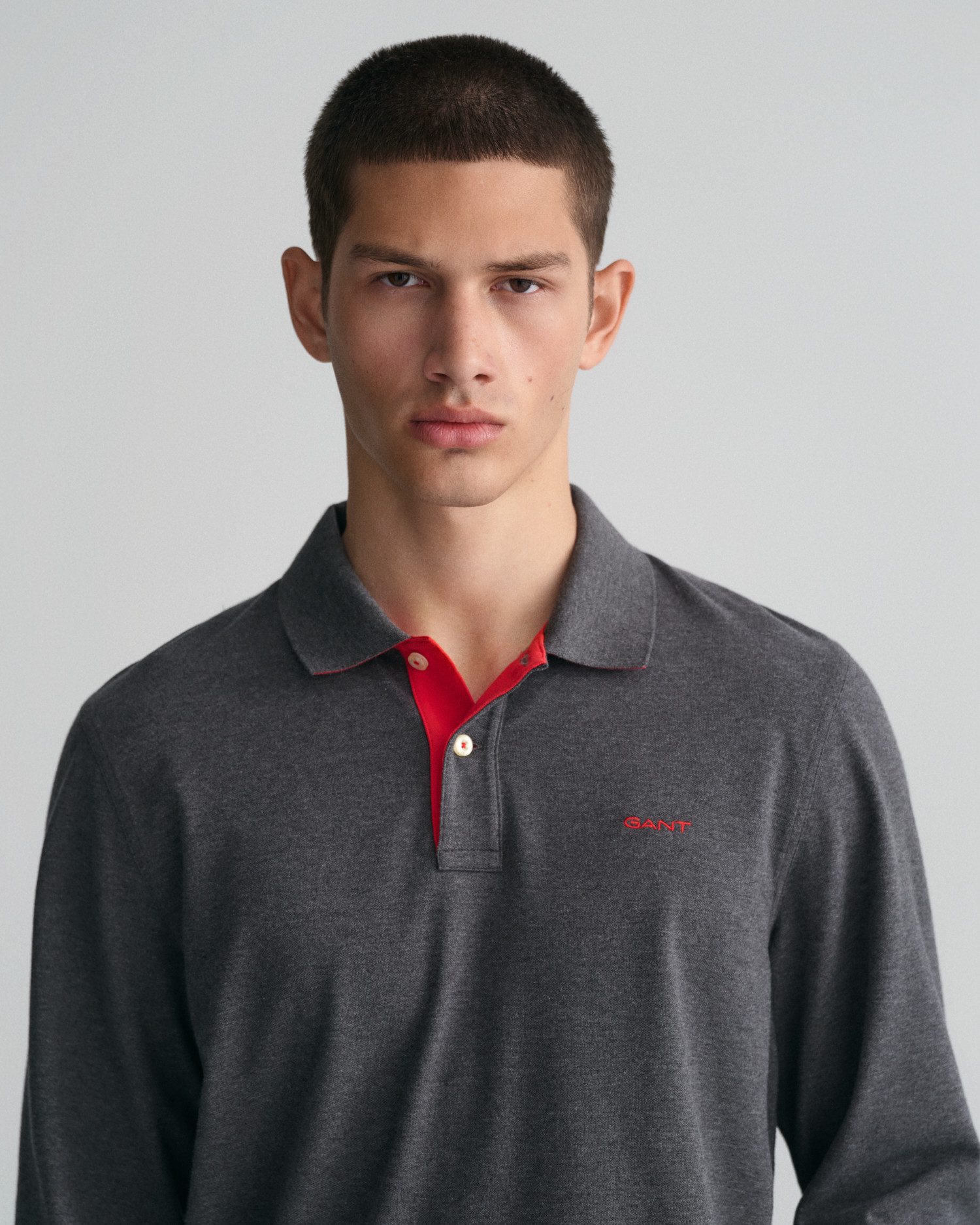 Gant Poloshirt REG CONTRAST PIQUE LS POLO mit kontrastfarbenen Einsätzen