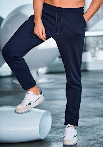 Bruno Banani Sweathose schöner Strukturware aus navy