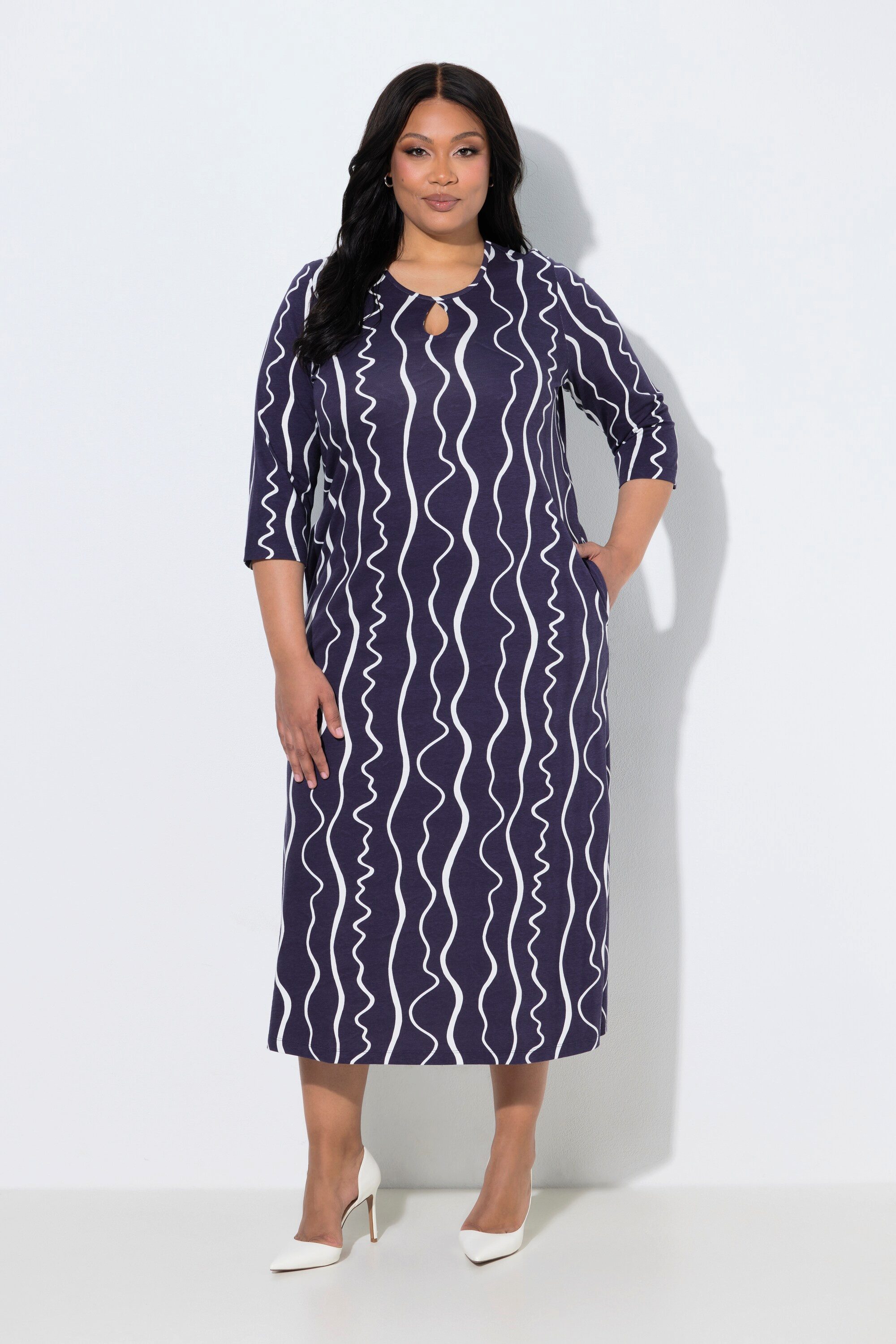 Ulla Popken Maxikleid Maxikleid grafischer Druck Rundhals 3/4-Arm
