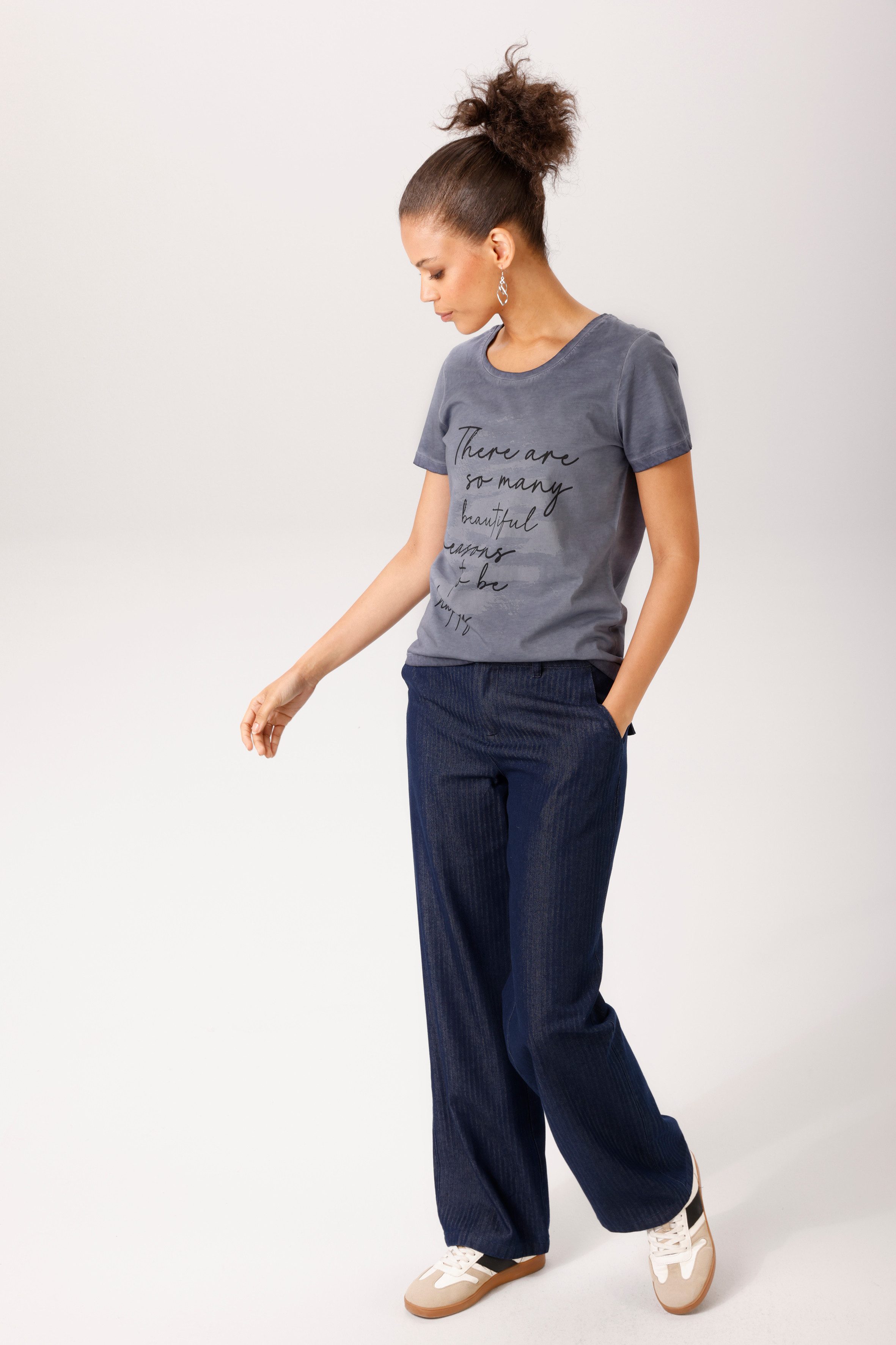 Zum Outfit 8