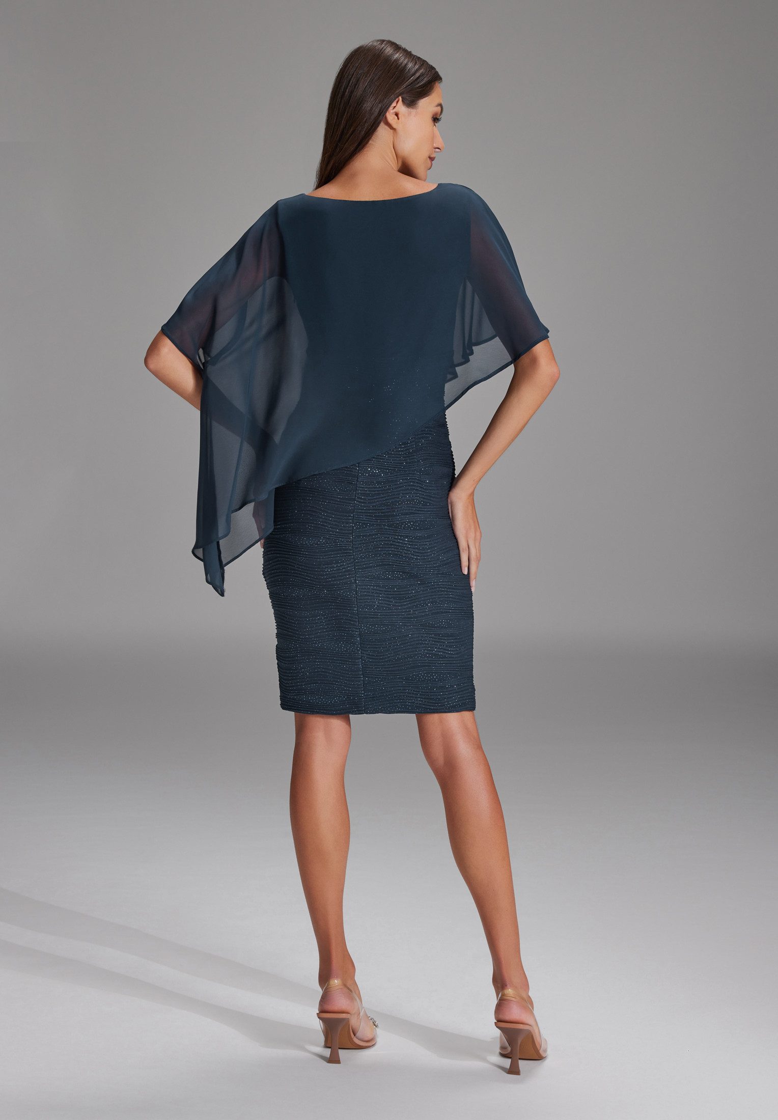 SWING Cocktailkleid - Cocktailkleid mit Überwurf Taillierter Schnitt mit as günstig online kaufen