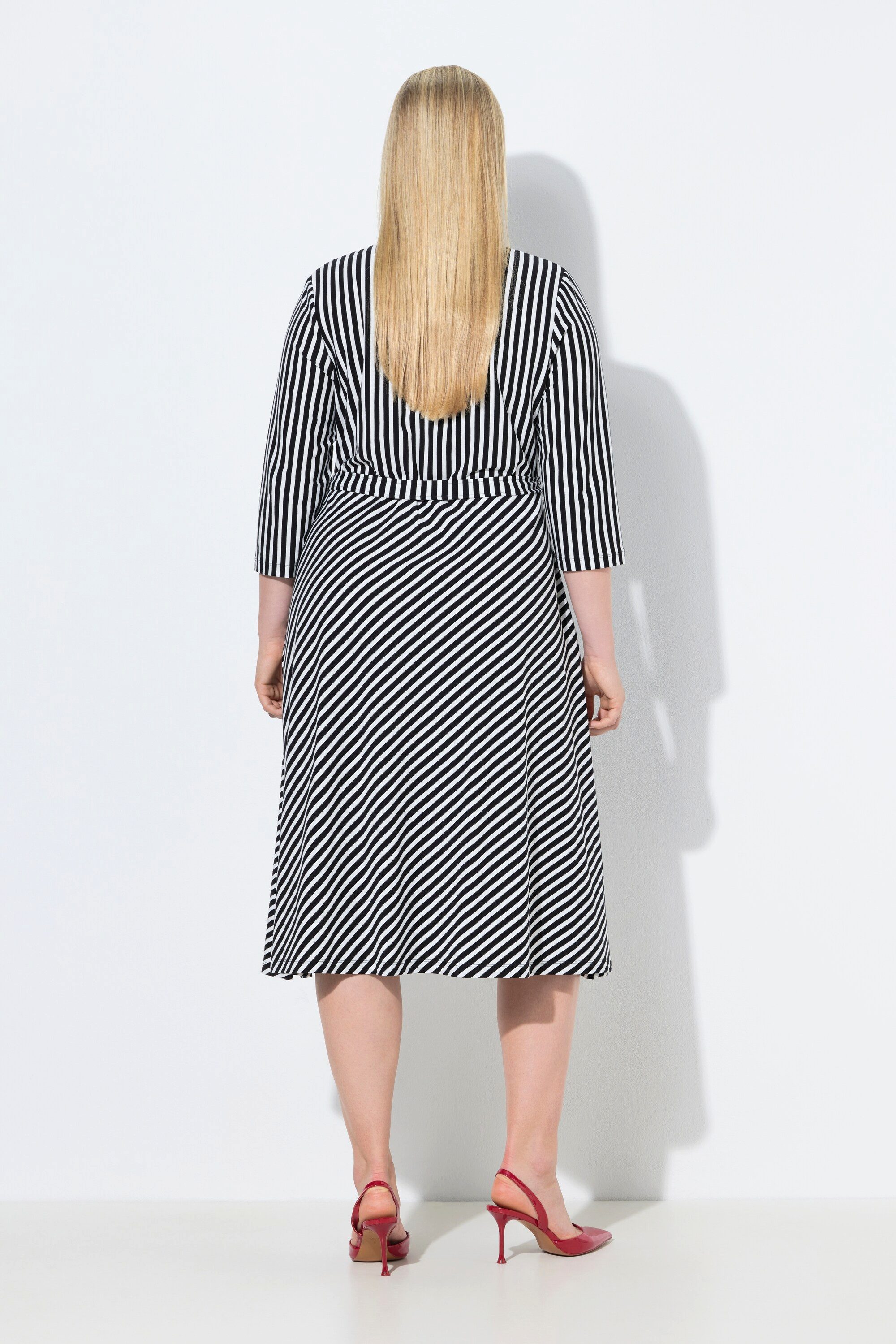 Ulla Popken Jerseykleid Midikleid Streifen A-Linie V-Ausschnitt 3/4-Arm – Bild 3 von 4