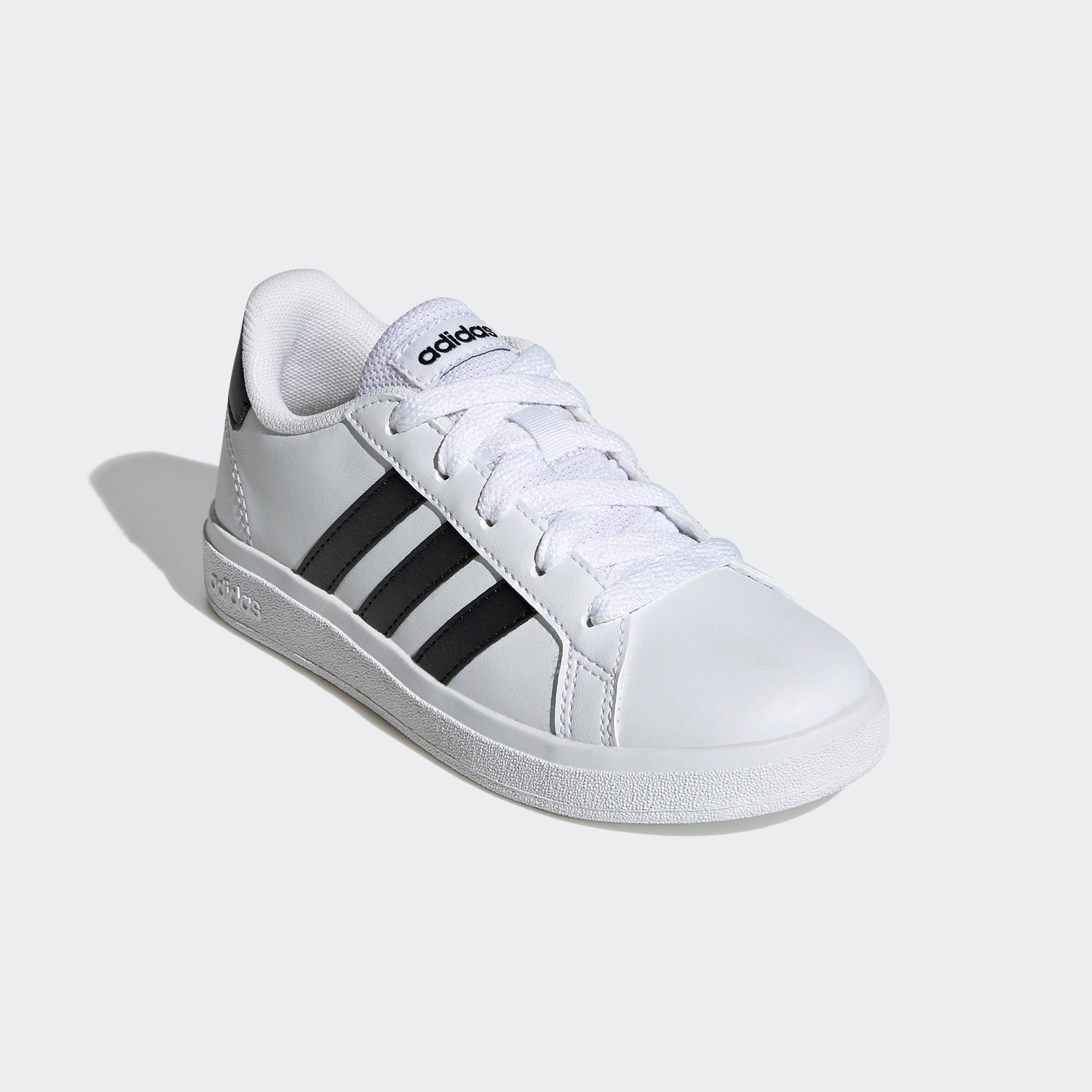 den TENNIS Design Core Cloud adidas / Sportswear Spuren des LIFESTYLE / Core LACE-UP White GRAND adidas auf Black Sneaker COURT Black Superstar