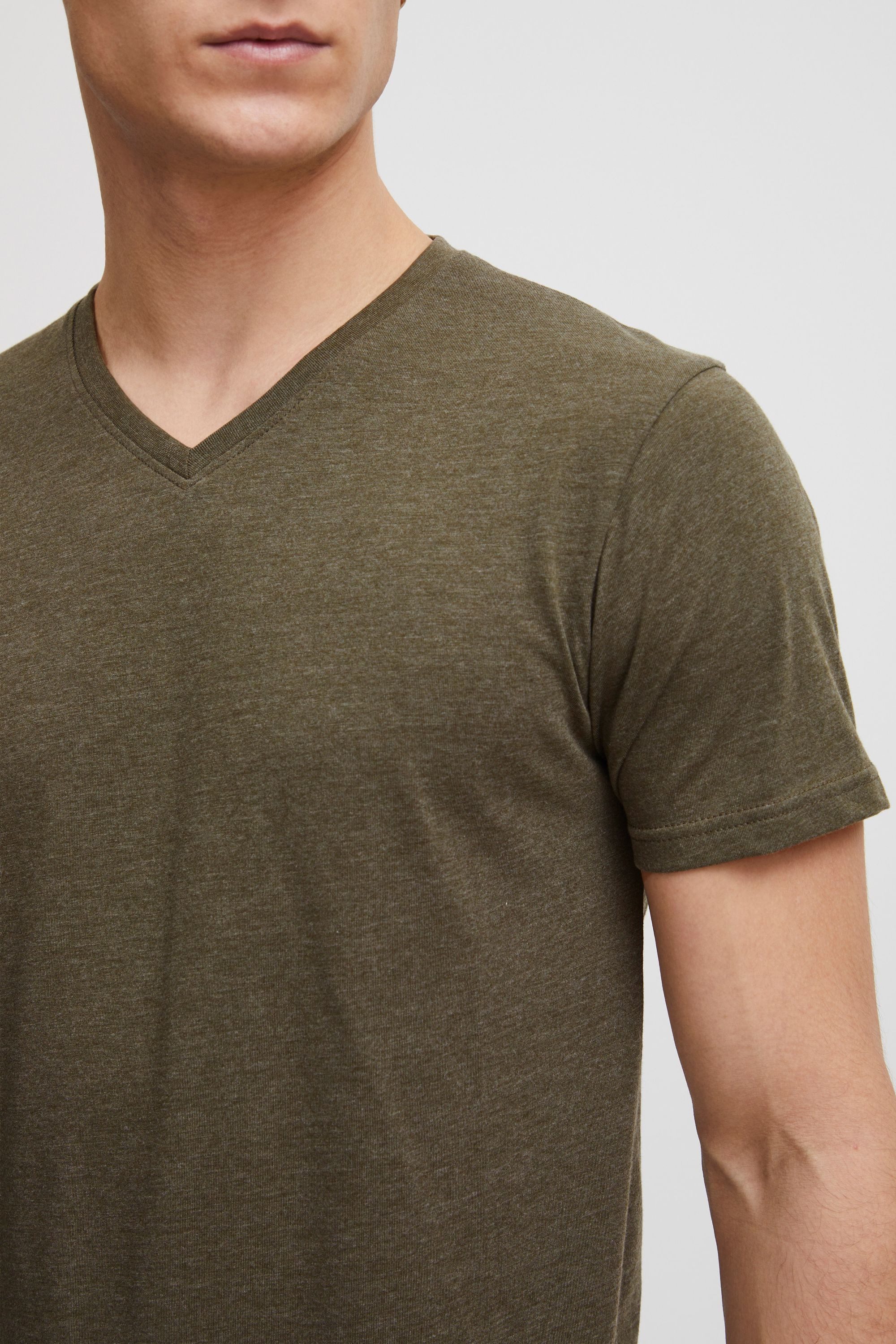 !Solid V-Shirt SDBedo Kurzarmshirt mit Melange Effekt günstig online kaufen