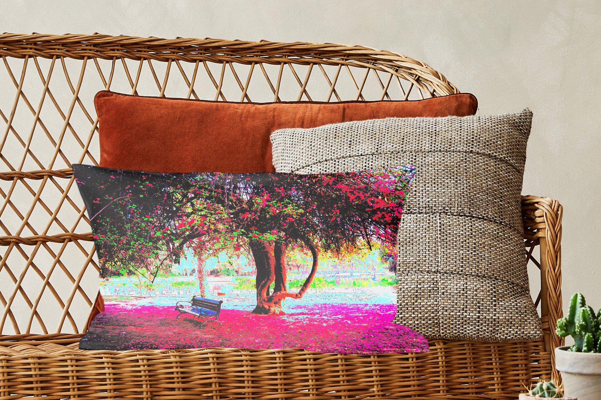 Zierkissen, einem Schlafzimmer den Dekoration, in, unter Füllung, in Bougainvillea-Baum blühenden Wohzimmer mit Dekokissen MuchoWow Dekokissen Bank Lodi-Gärten