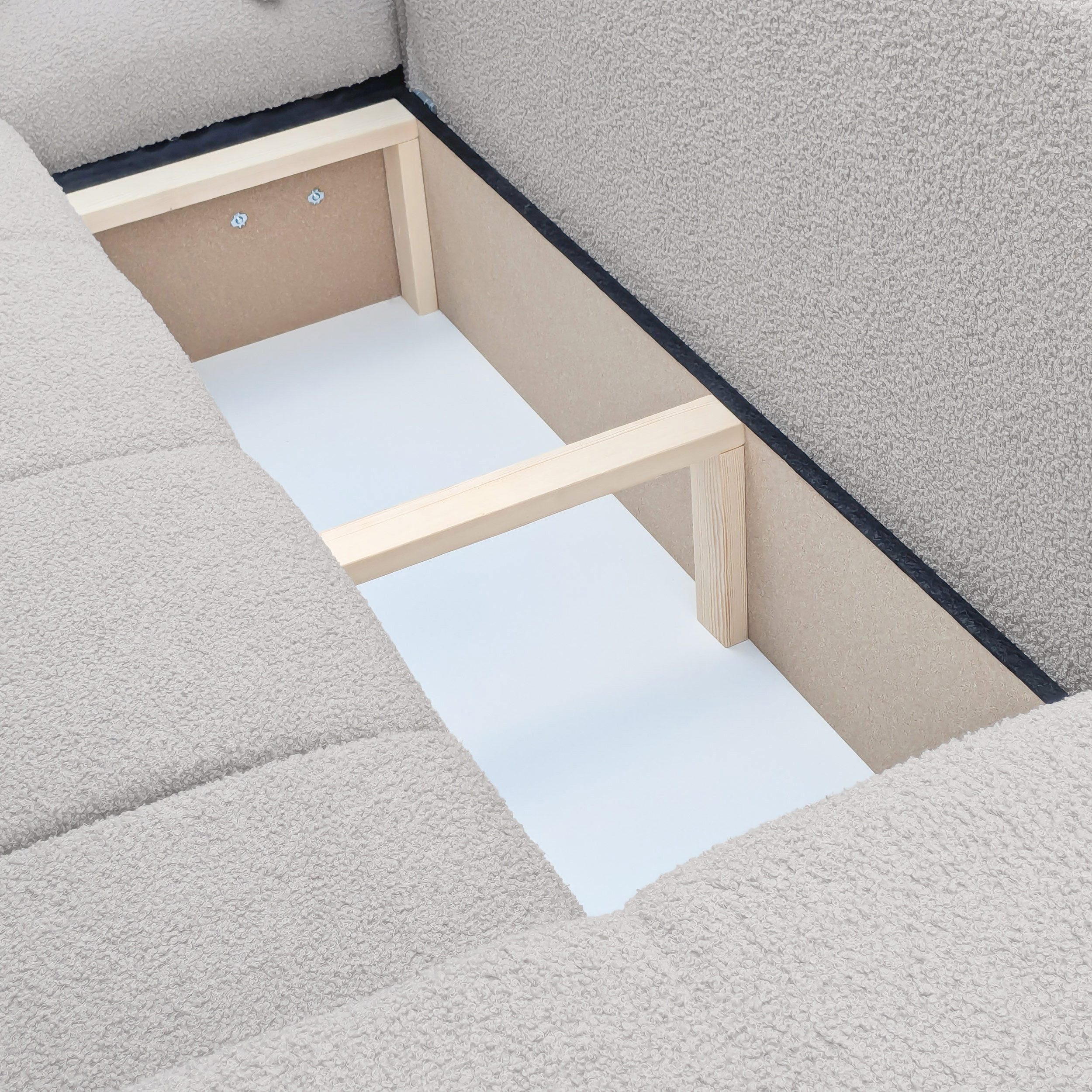 yourhouse24 Ecksofa OLI XL mit tiefer Steppung (278 cm) – Trend-Bouclé, Schlaffunktion, Seite universal – Bild 5 von 5