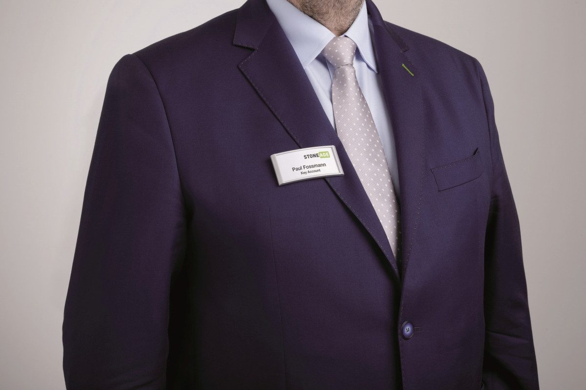 DURABLE Hinweisschild Namenschild Classic 34x74mm mit Magnet VE=10 Stück silber