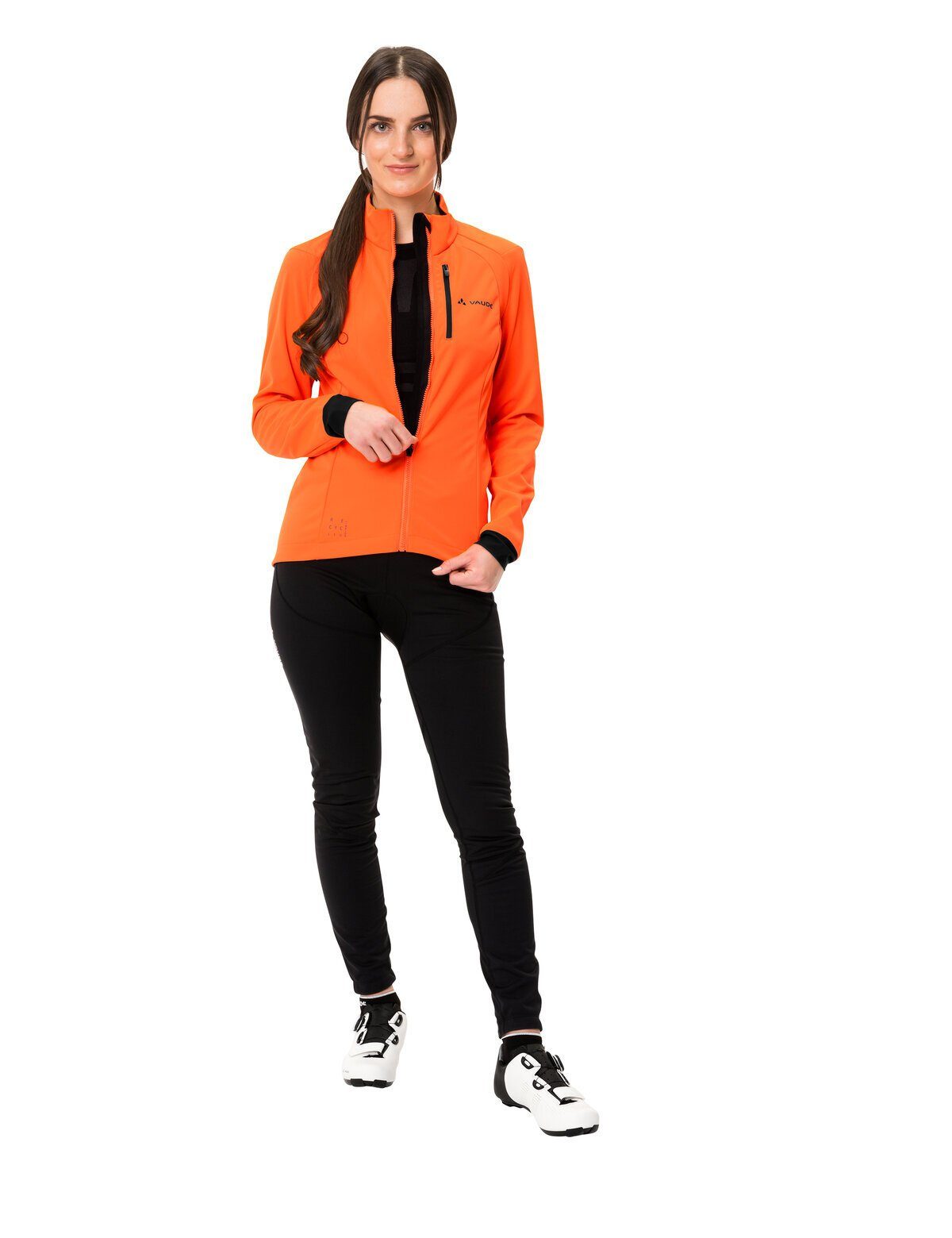 Jacket Softshell kompensiert VAUDE Outdoorjacke orange Klimaneutral Posta Women's (1-St) neon