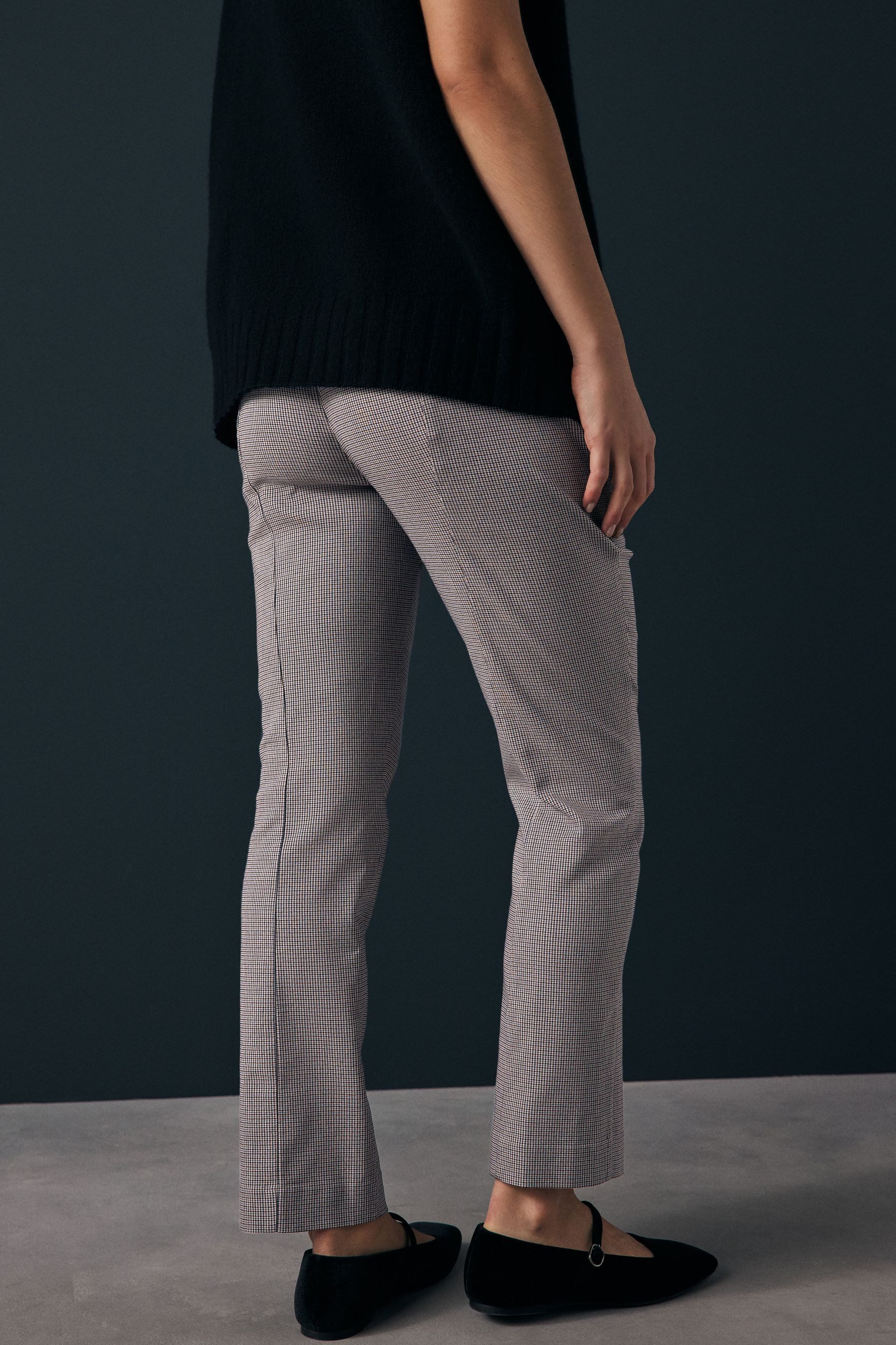 Next Stoffhose Modellierende Slim Fit Hose, günstig online kaufen