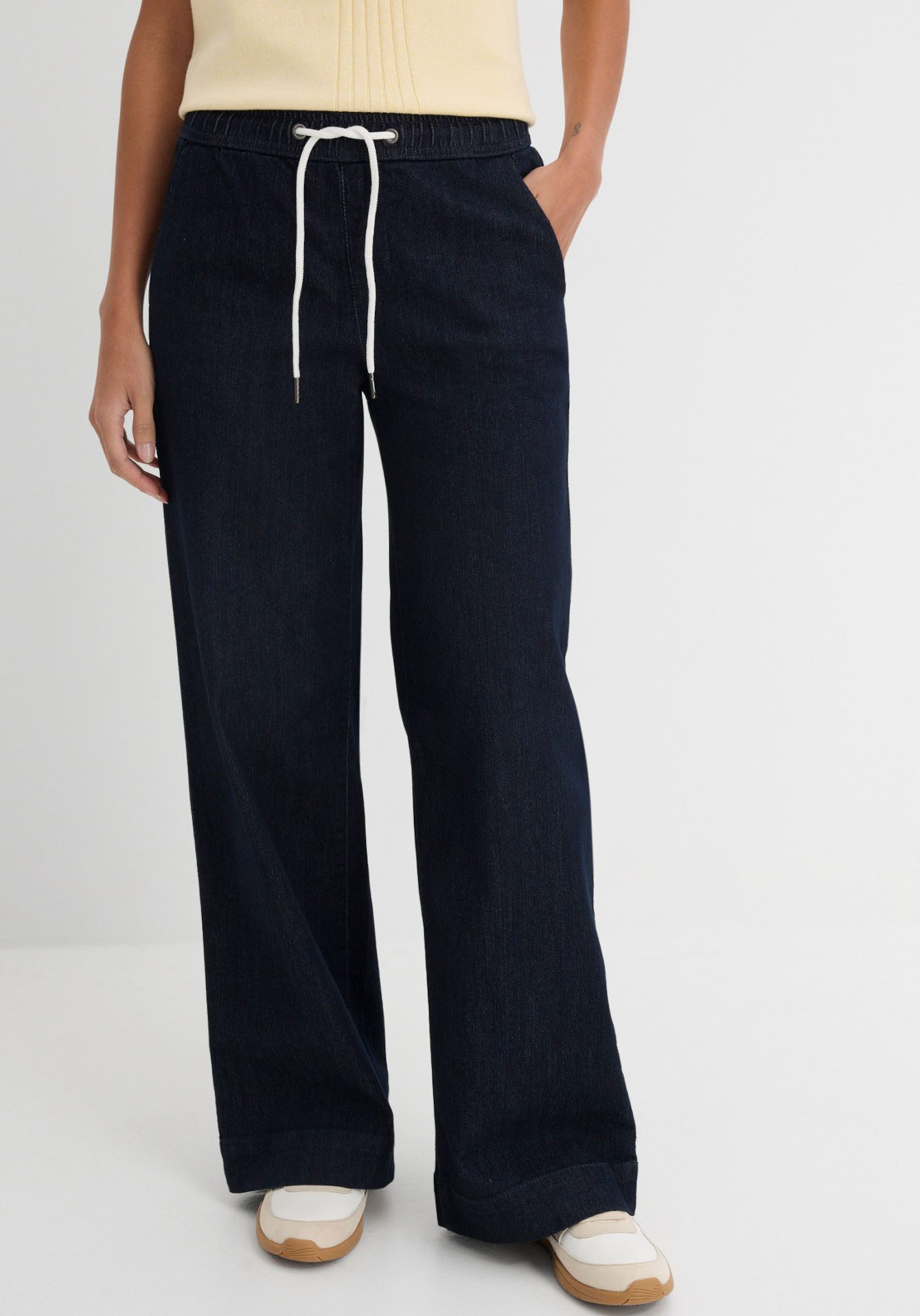 bonprix Weite Jeans Loose Fit Passform, mit elastischem Bund und Tunnelzug