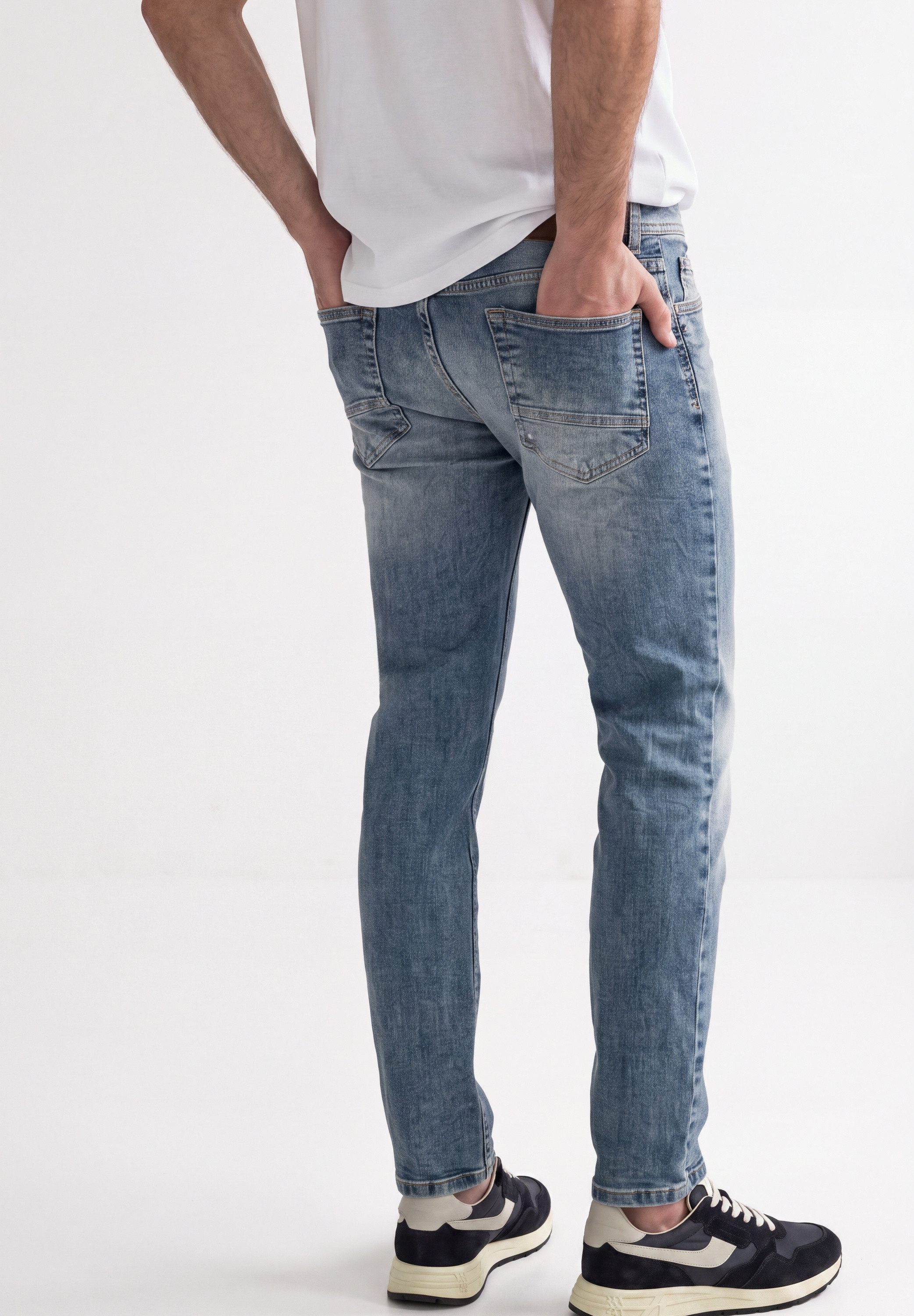 STREET ONE MEN Slim-fit-Jeans 5-Pocket-Style