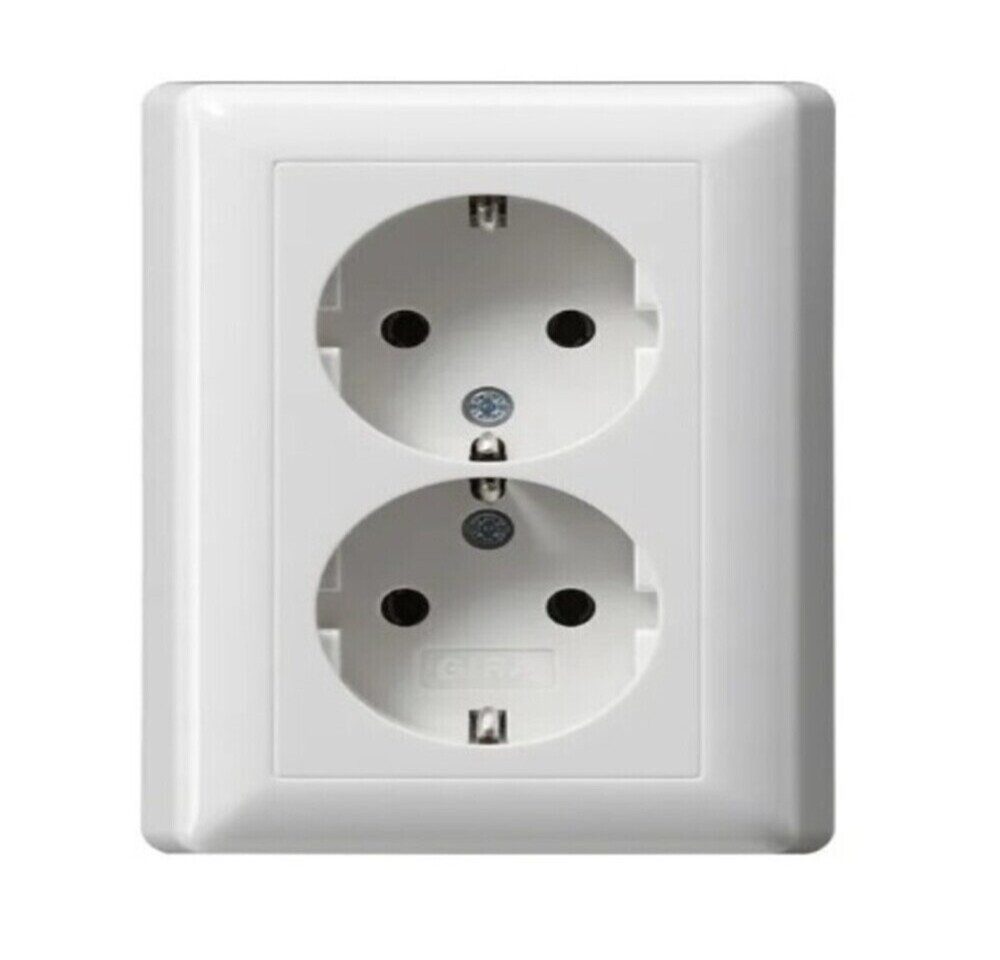 GIRA Unterputz-Steckdose GIRA 078003 SCHUKO-Doppelsteckdose Vollplatte Standard 55