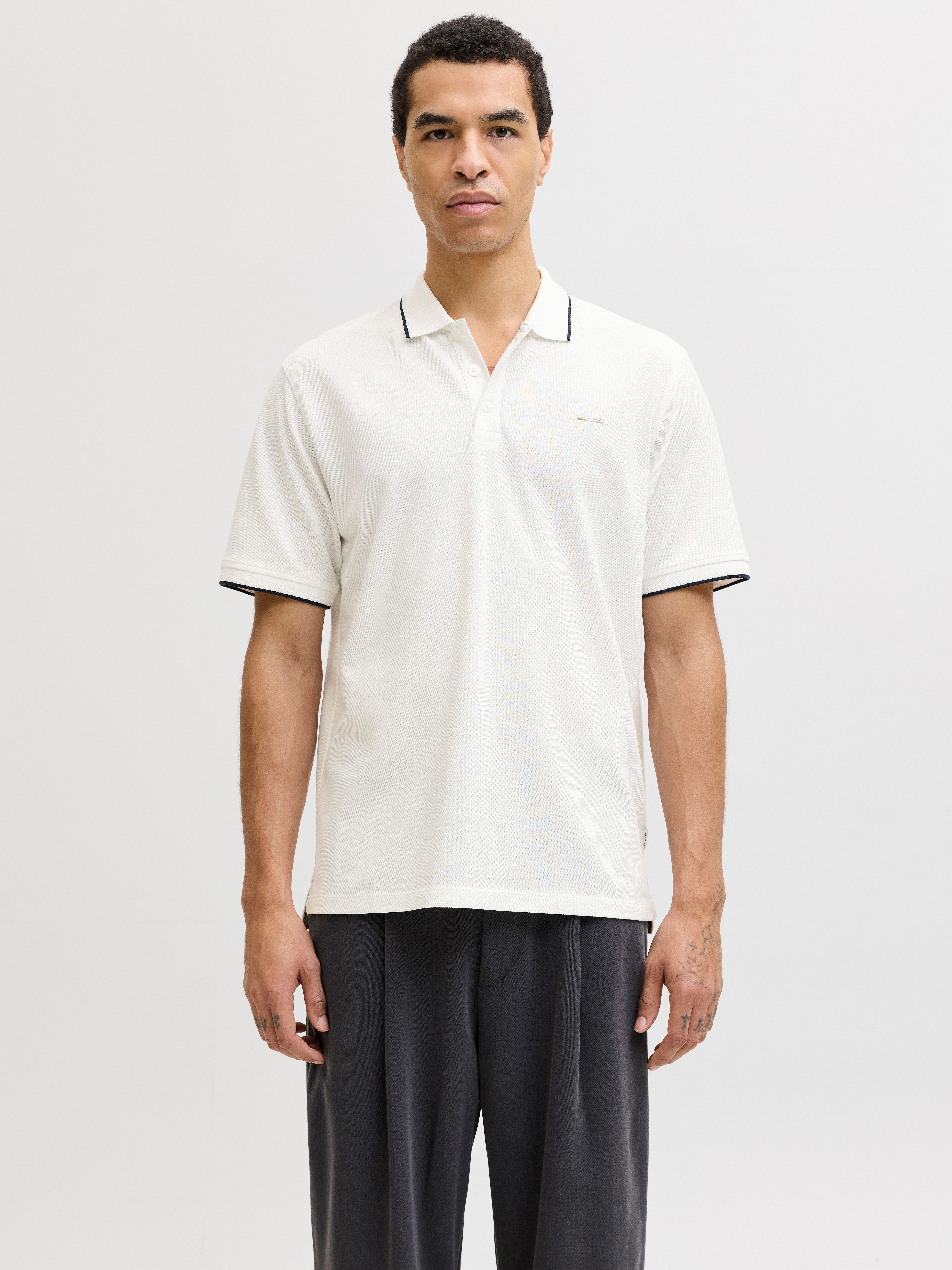 Jack & Jones Poloshirt JPRBLUALVES SS POLO SN mit Logo Stickerei günstig online kaufen