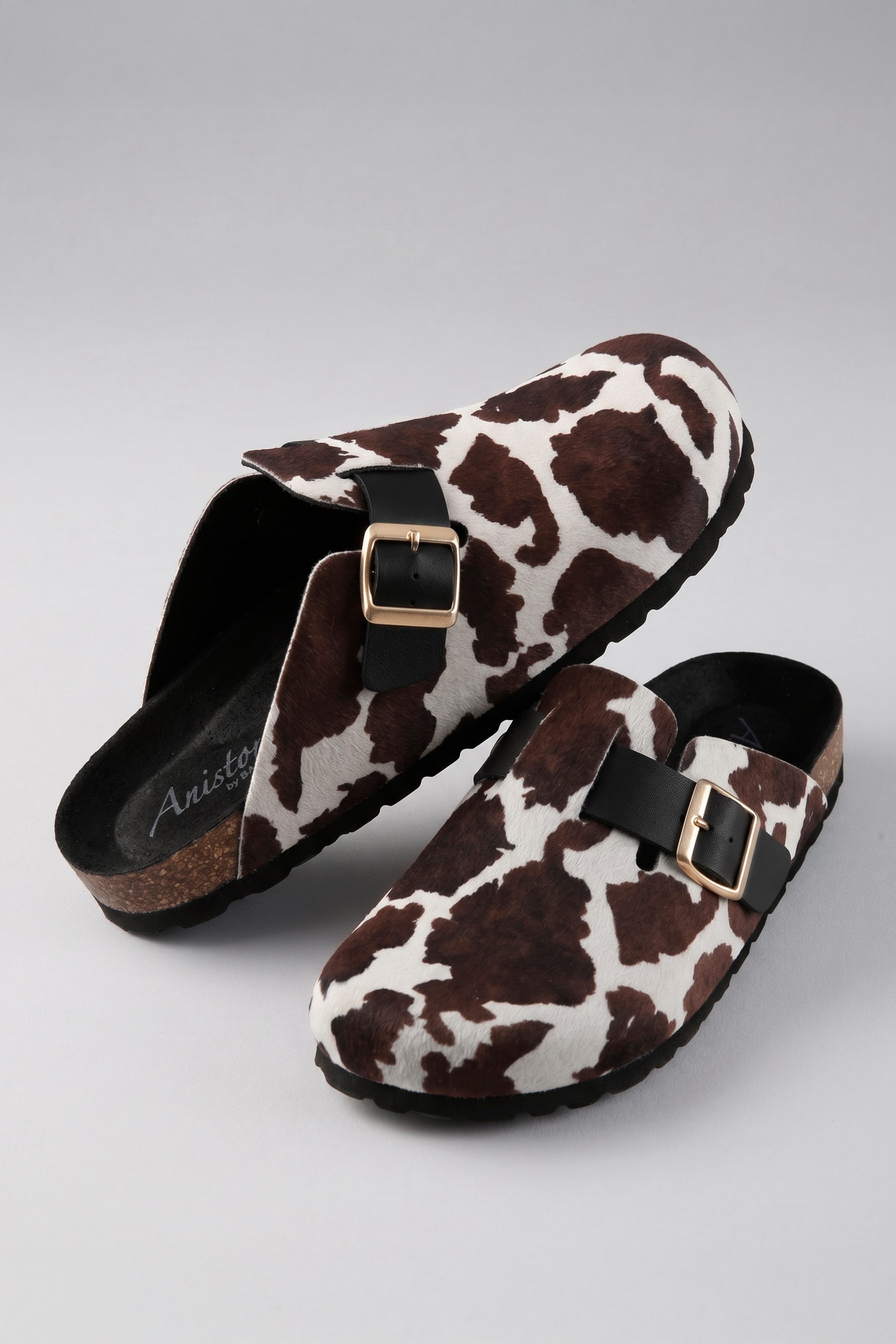 Aniston SHOES Clog Hausschuh, Schlupfschuh mit verstellbarer Schnalle - NEUE KOLLEKTION