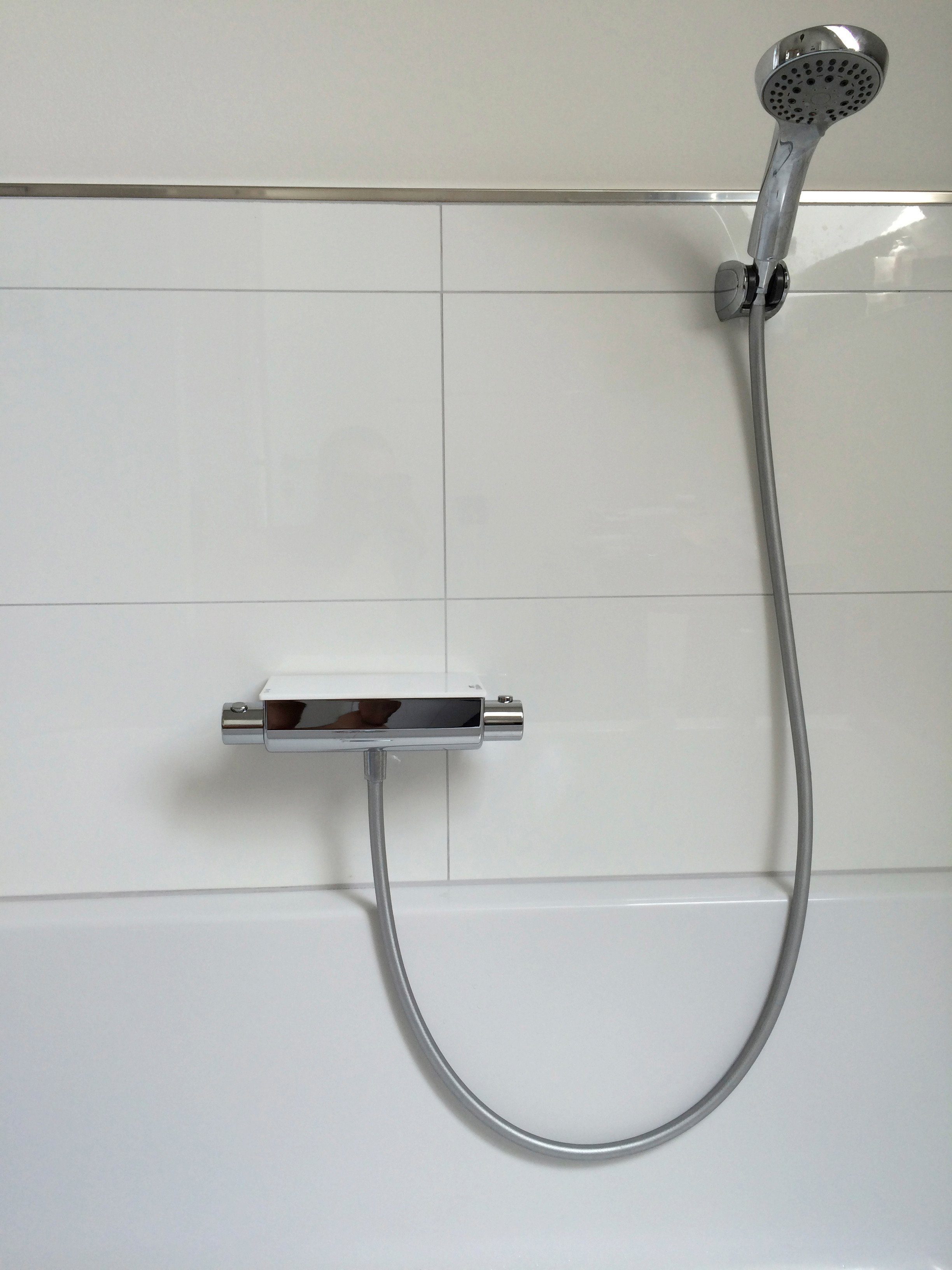 ADOB Duscharmatur mit integrierter Ablage