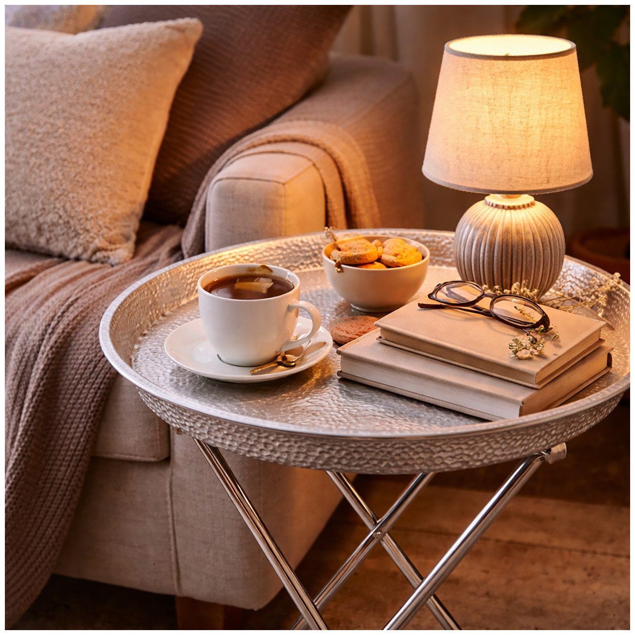 HTI-Living Beistelltisch Beistelltisch rund, klappbar Metall (Stück, 1-St., 1 Beistelltisch), Klapptisch mit Ornament