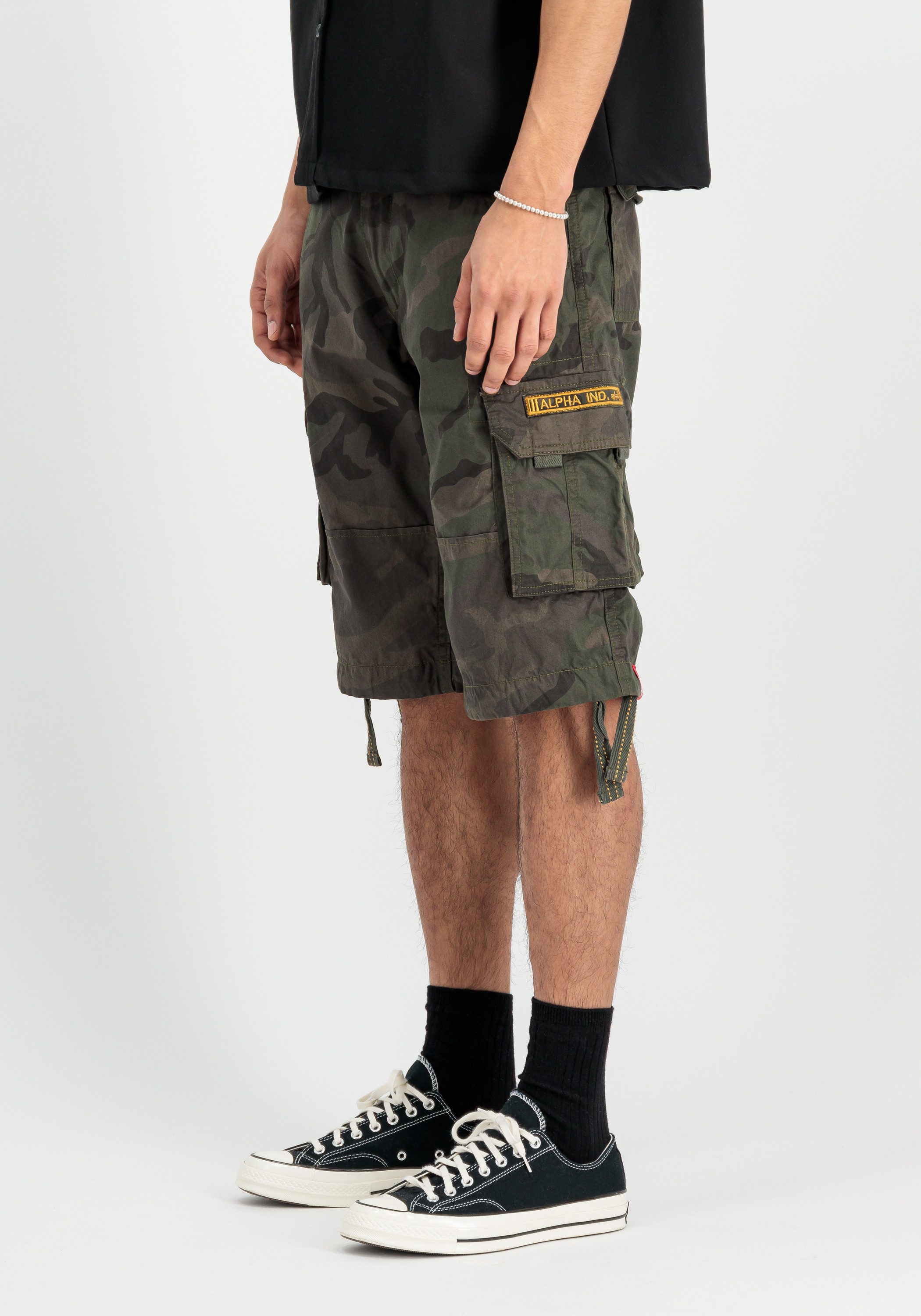 Alpha Industries Shorts Jet Short Camo